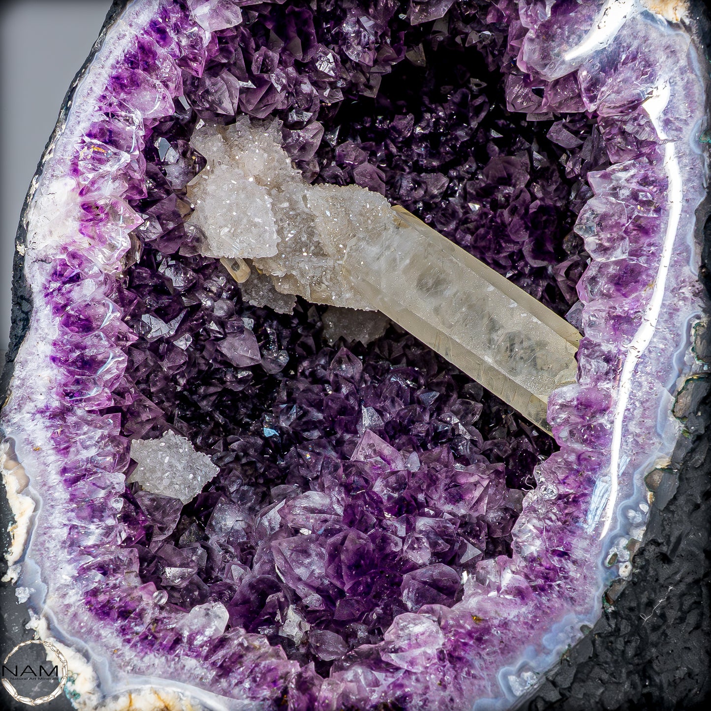 Natürlicher Amethyst, perfekter Calcit-Stalaktit-Kristalldruse - 41228,13g