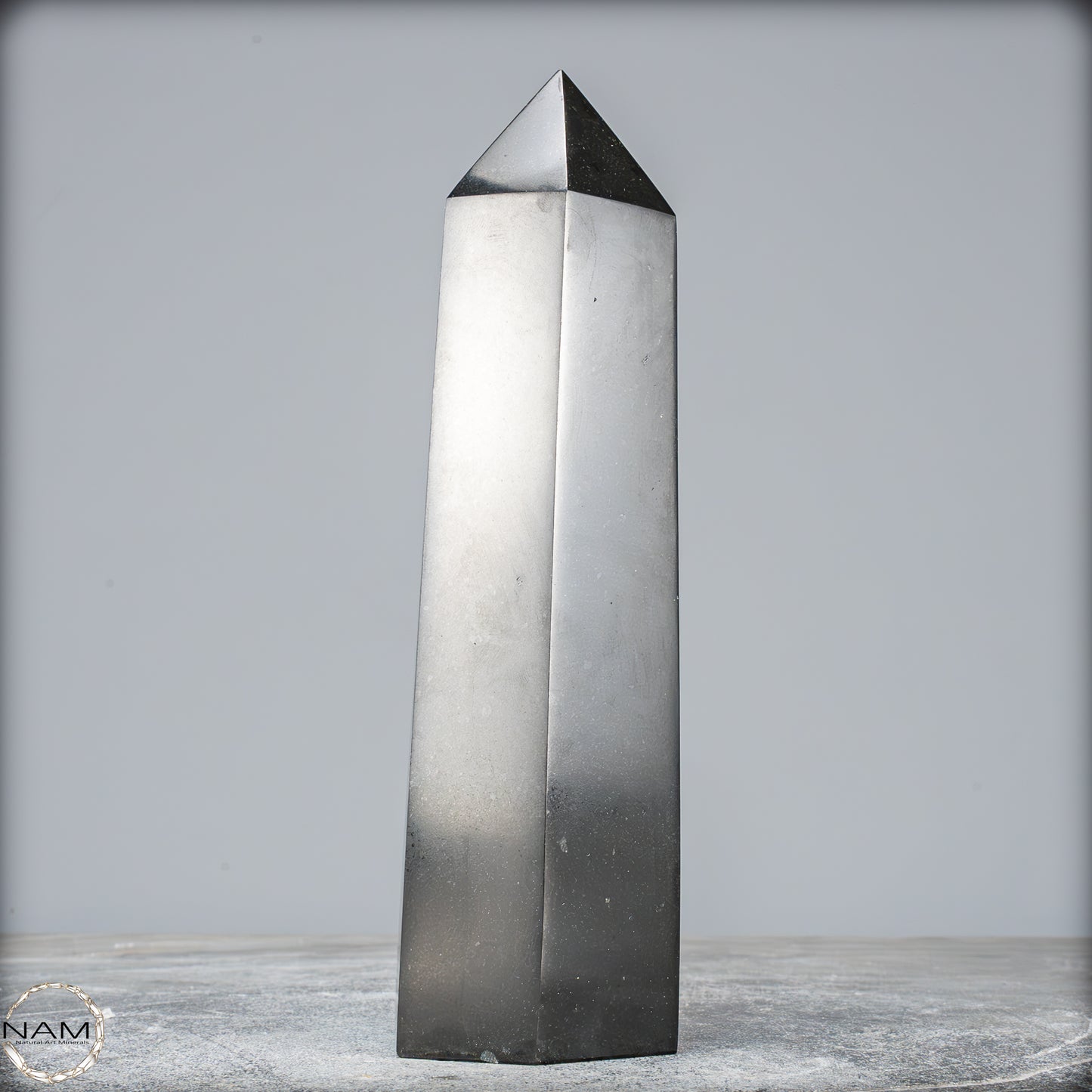 Natürlicher Tourmalin Kristall-Obelisk aus Brasilien - 1109,43g