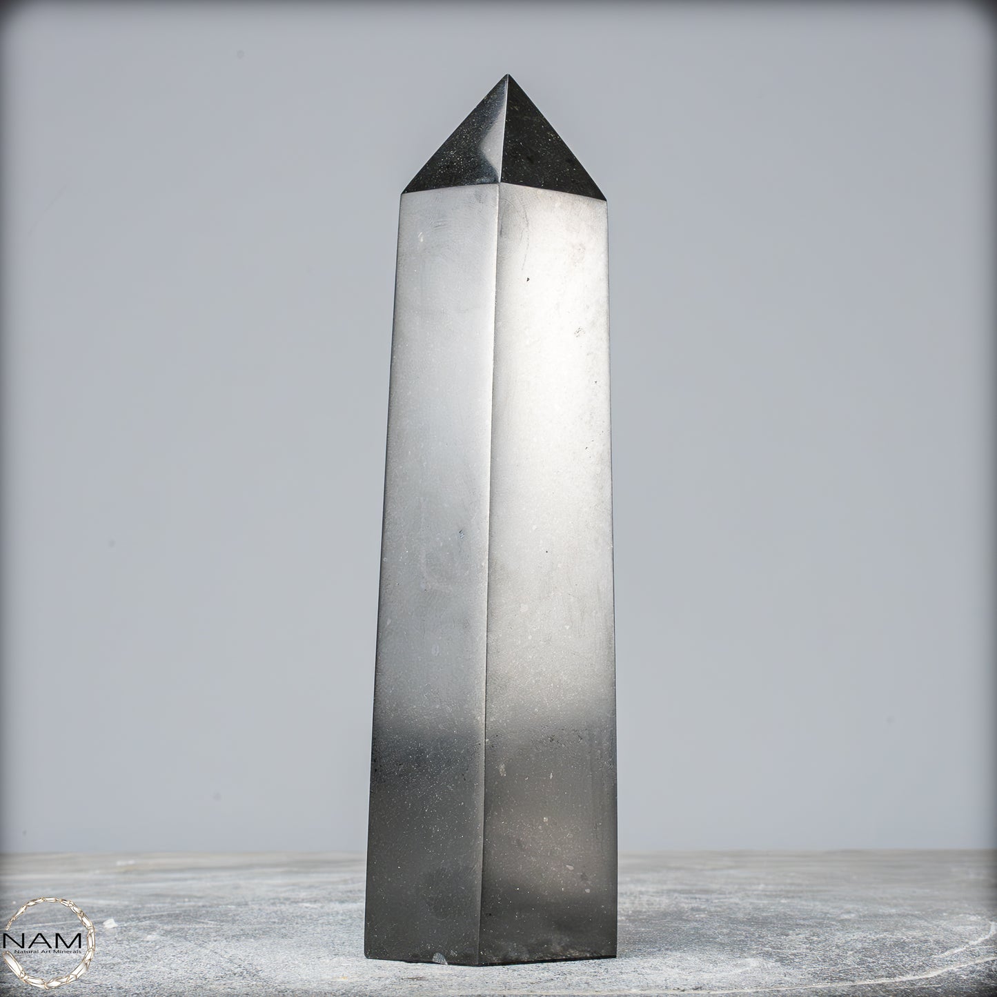 Natürlicher Tourmalin Kristall-Obelisk aus Brasilien - 1109,43g