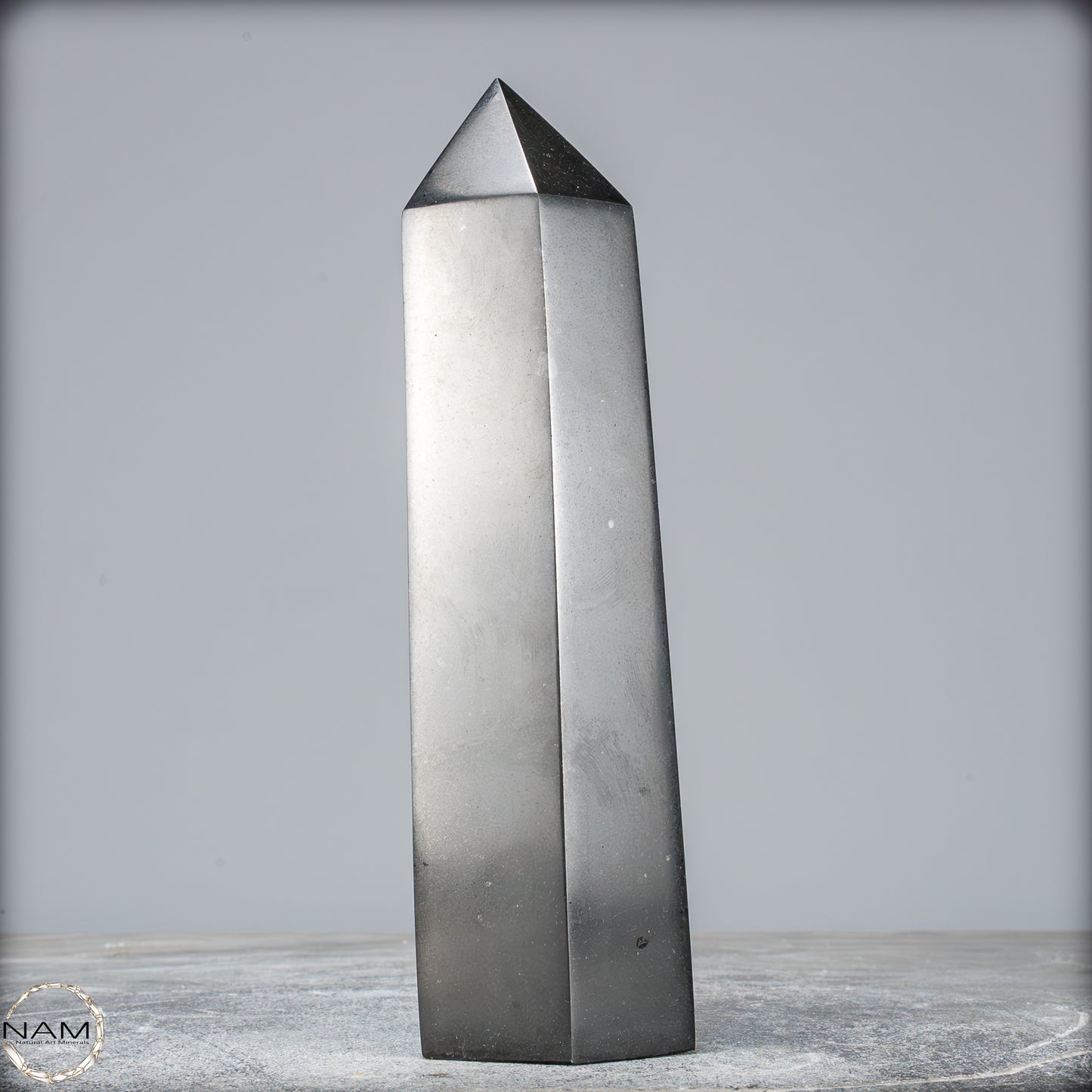 Natürlicher Tourmalin Kristall-Obelisk aus Brasilien - 1109,43g
