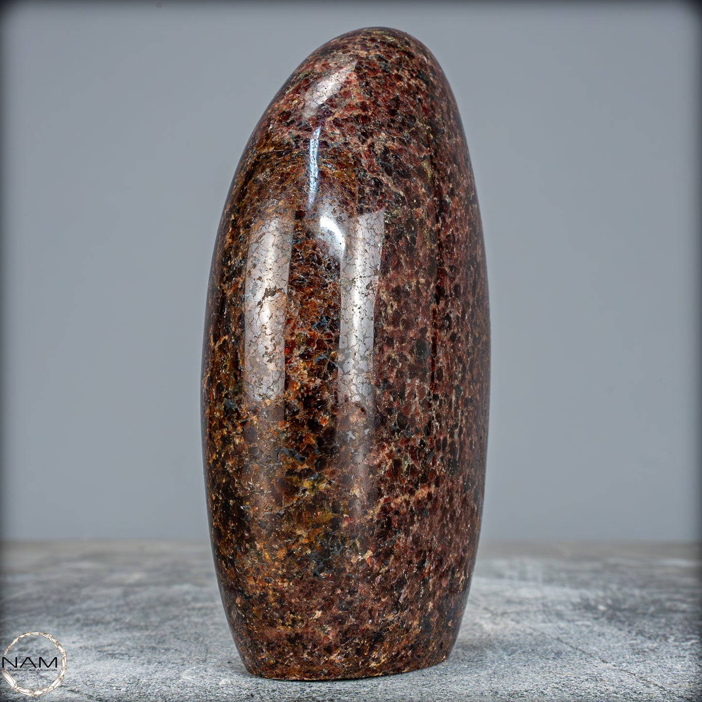 Natürliche Roter Granat-Kristall Freiform - 983,01g