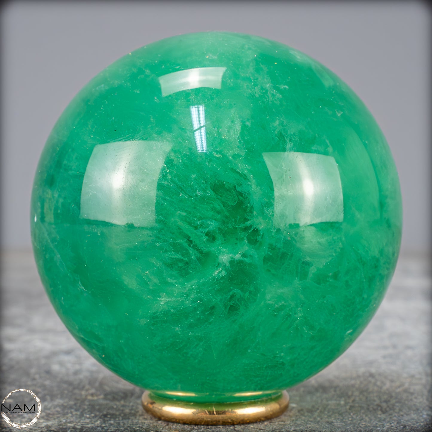 Natürliche Grüne Fluorit Kristallkugel, Spitzenqualität - 547,38g - 69mm