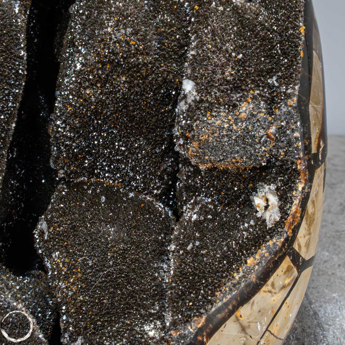Natürliche Septarien Druse mit Calzit Kristallen, Spitzenqualität - 5148,51g
