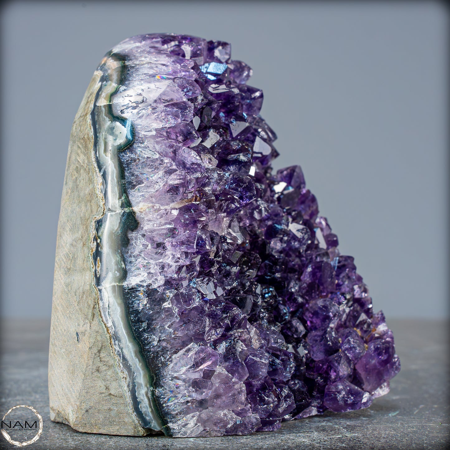 Natürliche Amethyst-Kristall Druse, Spitzenqualität - 931,27g