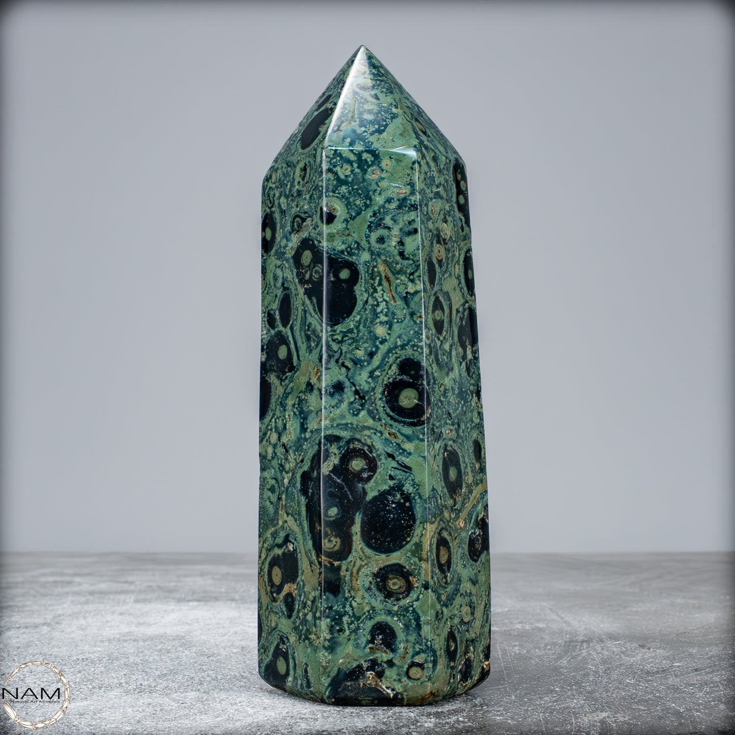 Natürlicher Kambaba-Jaspis Obelisk - 575,15g
