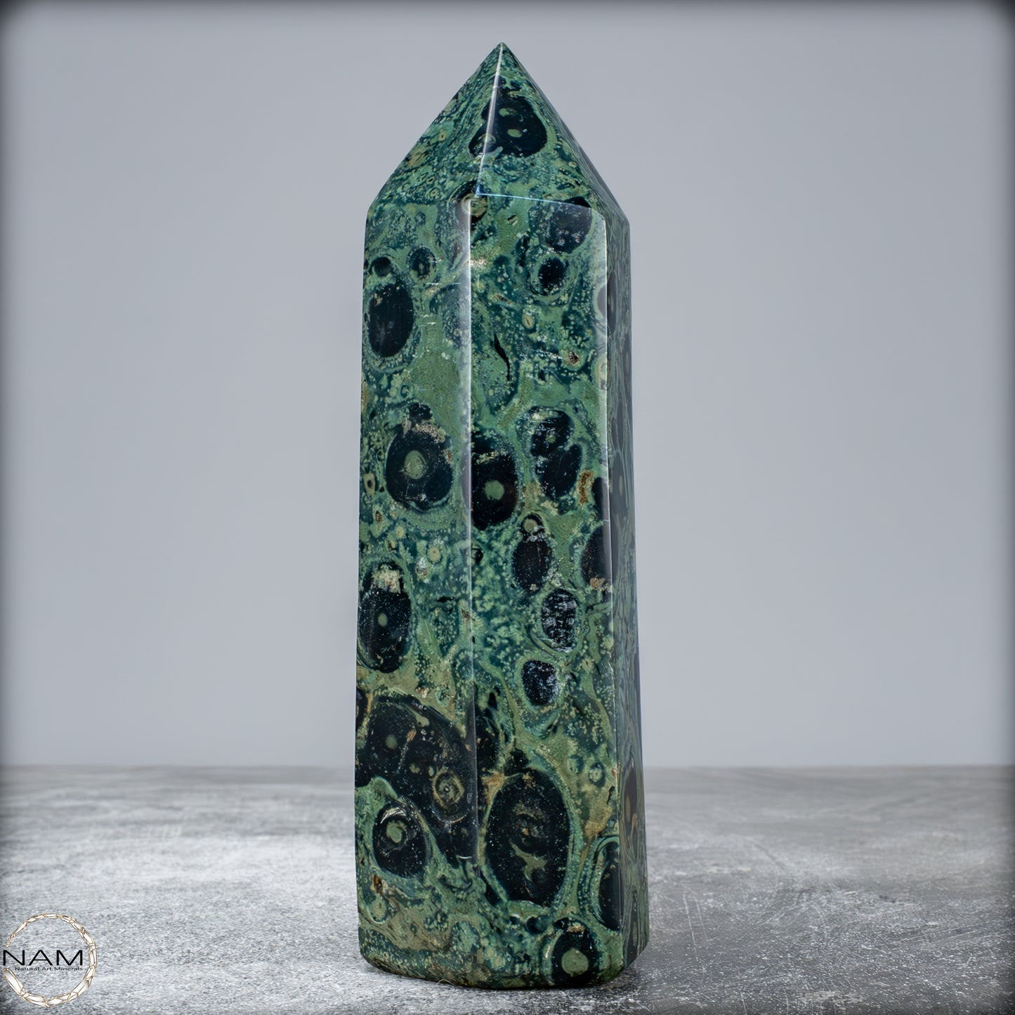 Natürlicher Kambaba-Jaspis Obelisk - 575,15g