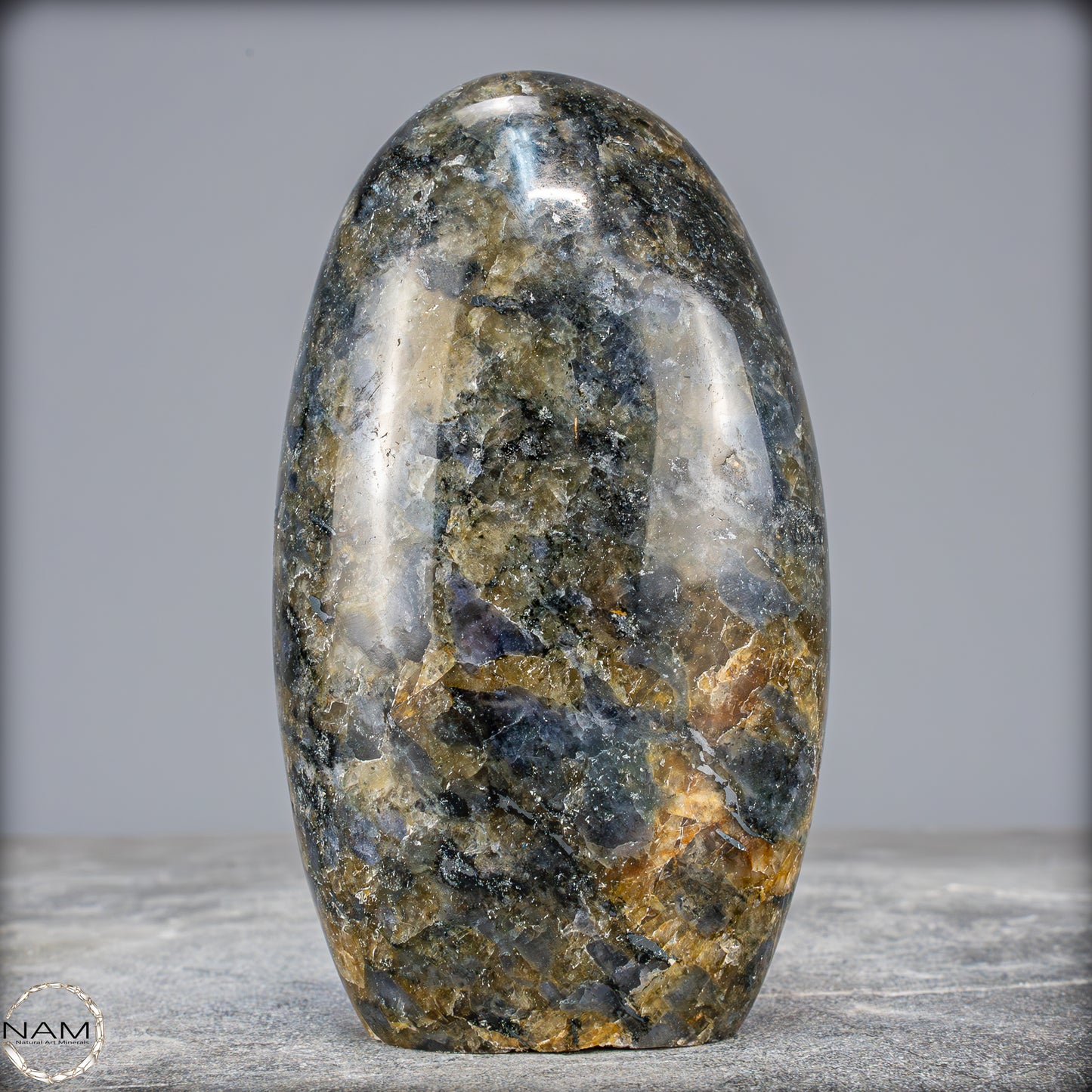 Natürliche Blaue Cordierit-Kristall Freiform, Spitzenqualität - 775,79g