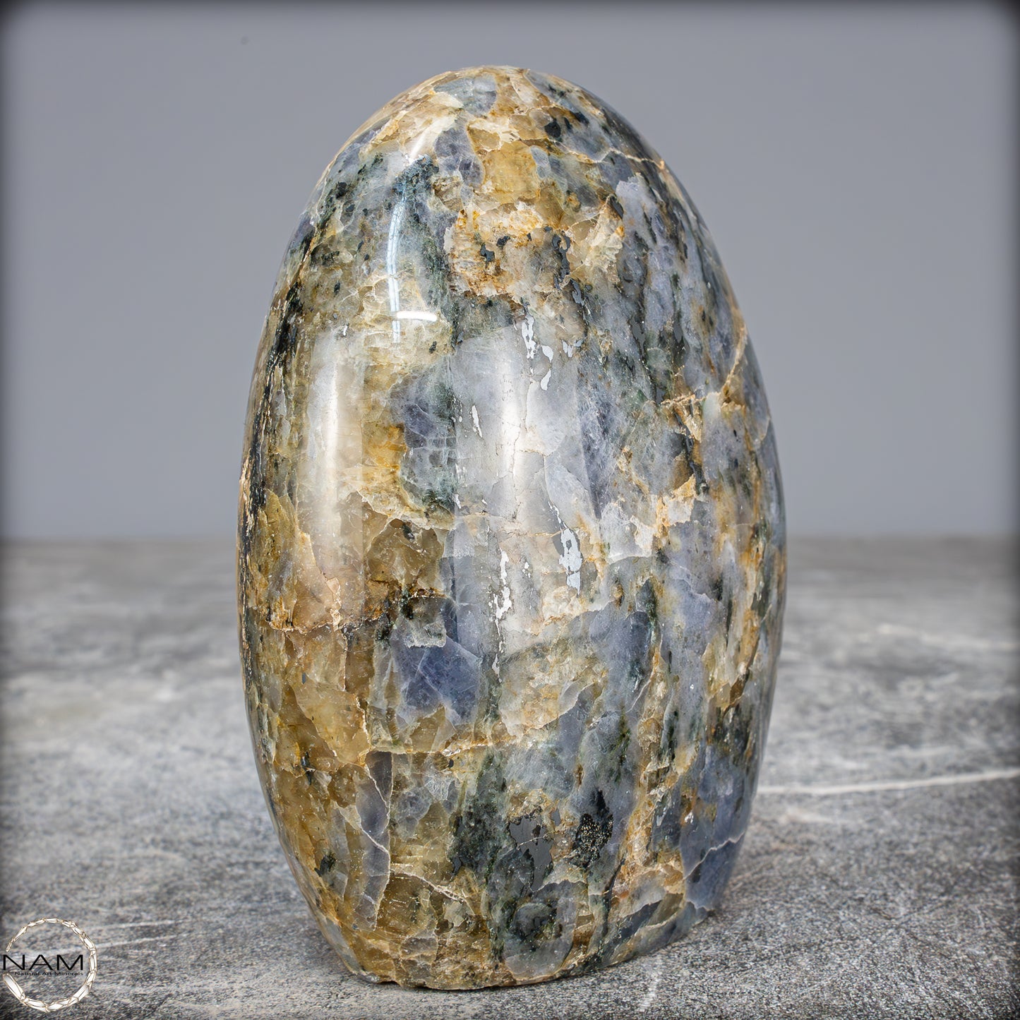 Natürliche Blaue Cordierit-Kristall Freiform, Spitzenqualität - 833,95g
