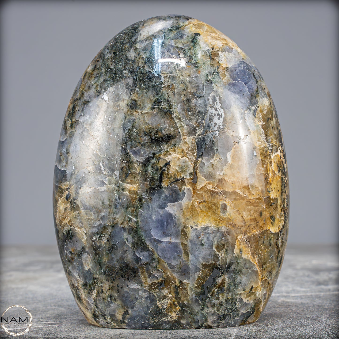 Natürliche Blaue Cordierit-Kristall Freiform, Spitzenqualität - 833,95g