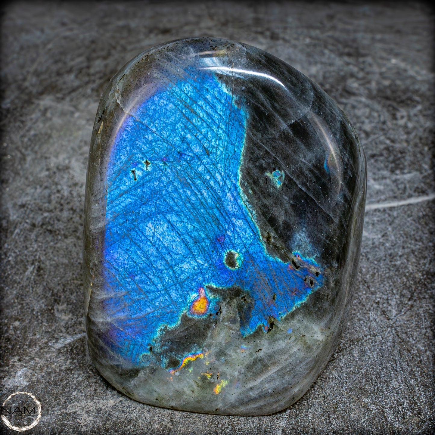 Natürliche Labradorit Kristall-Freiform - 1059,71g