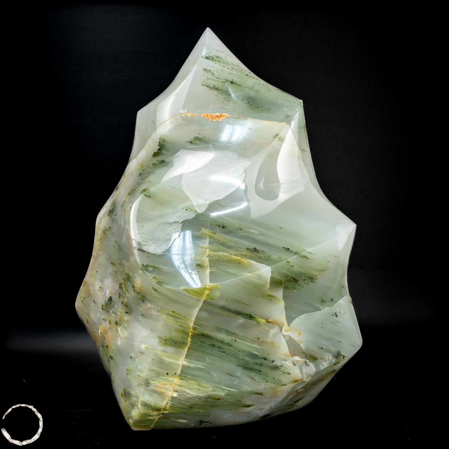 Natürliche Grüne-Quarzkristall Flamme aus Brasilien - 1692,35g