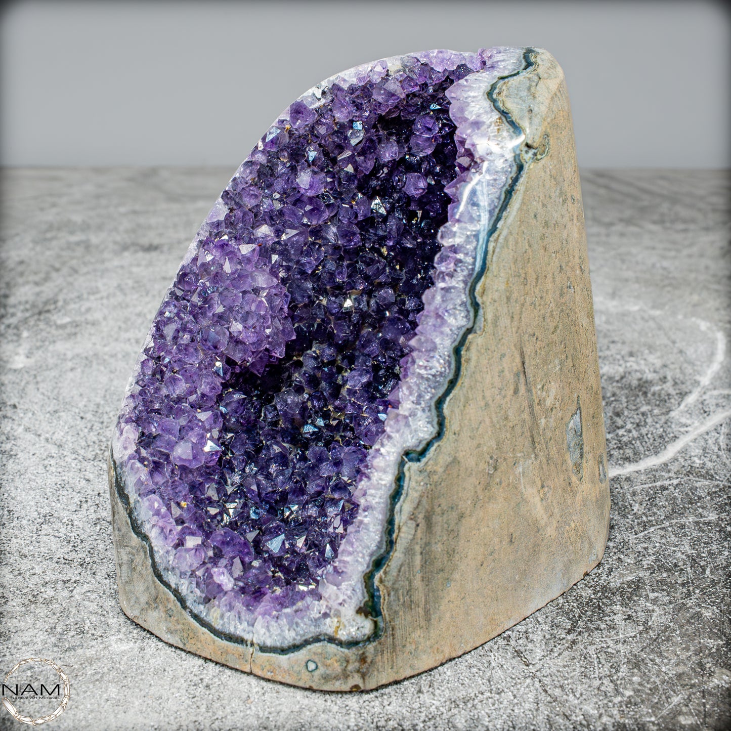 Natürliche Amethyst-Kristall Druse -889,74g