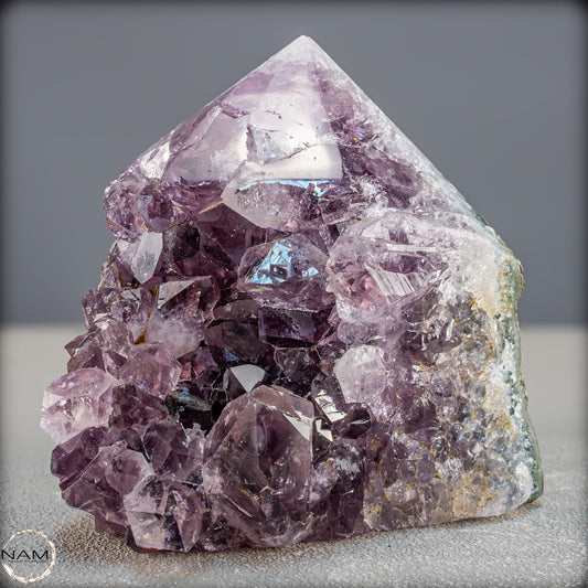 Natürliche Amethyst-Kristall Druse/Spitze- 858,41g