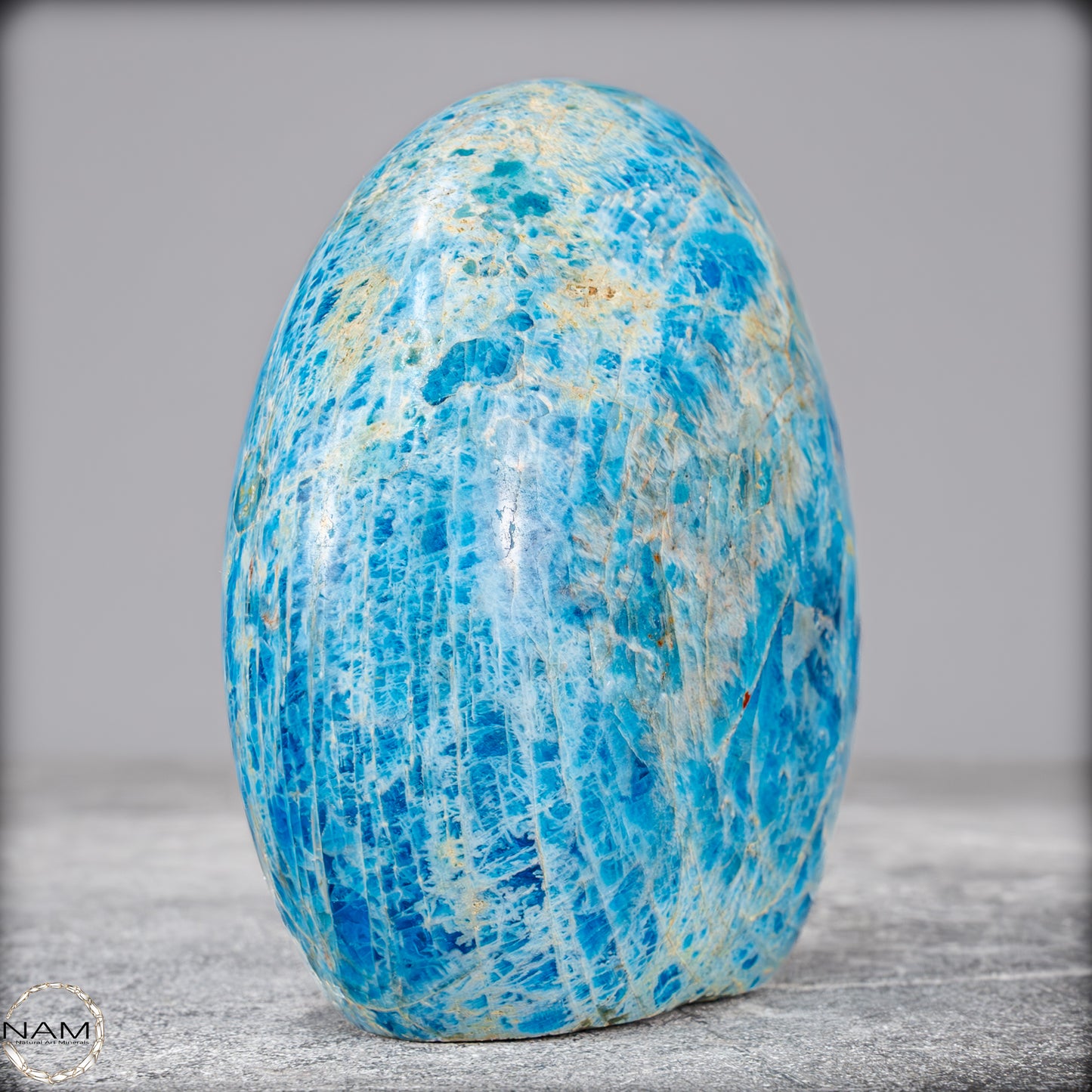Natürliche Blaue Apatit Kristall-Freiform - 707,37g