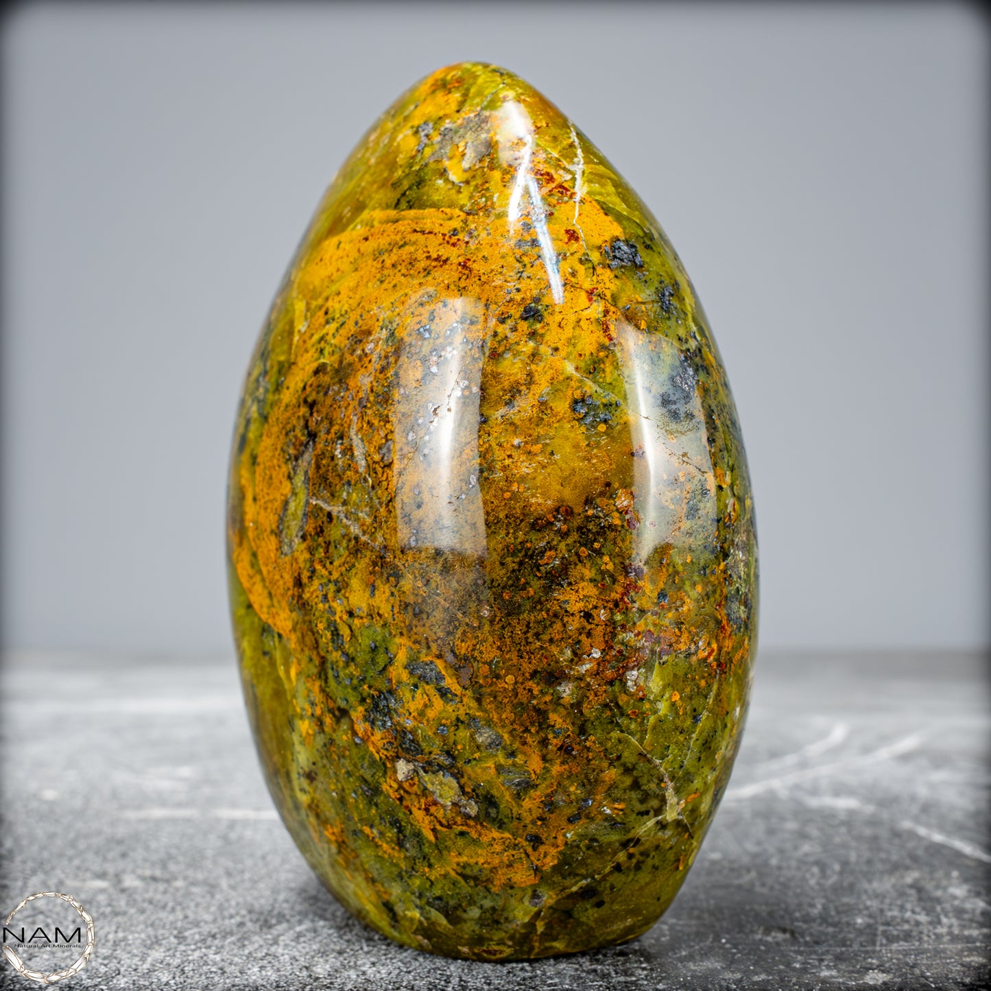 Natürliche Grüner Opal-Kristall Freiform - 481,72g