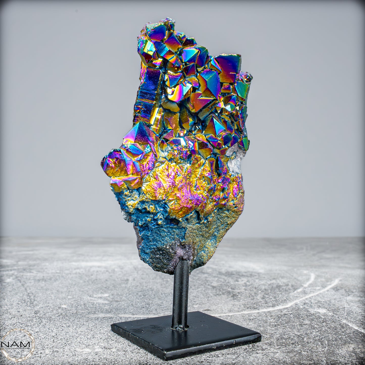 Kristall-Aura-Amethyst auf Ständer – 365,15g