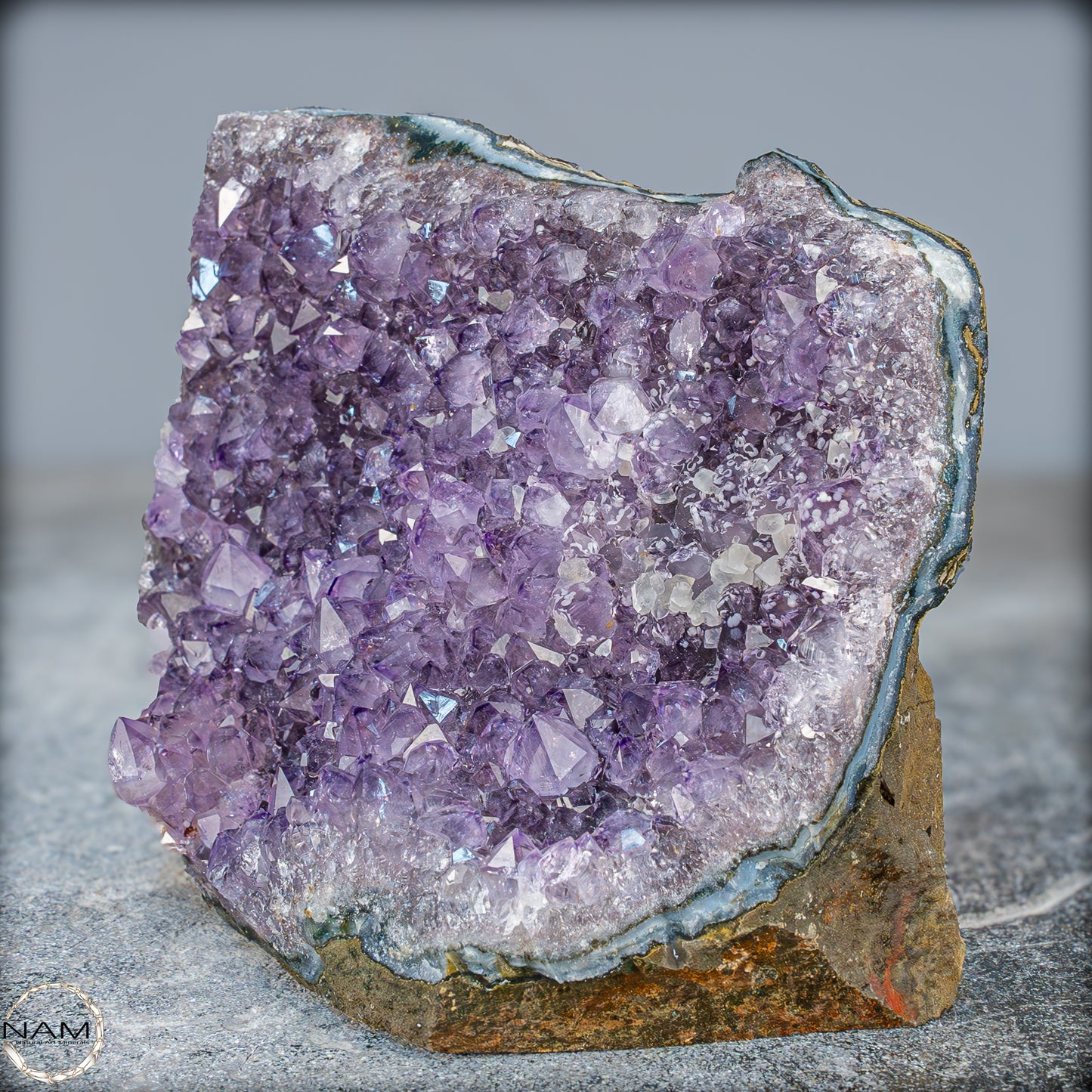 Natürliche Amethyst-Kristall Druse - 706,05g
