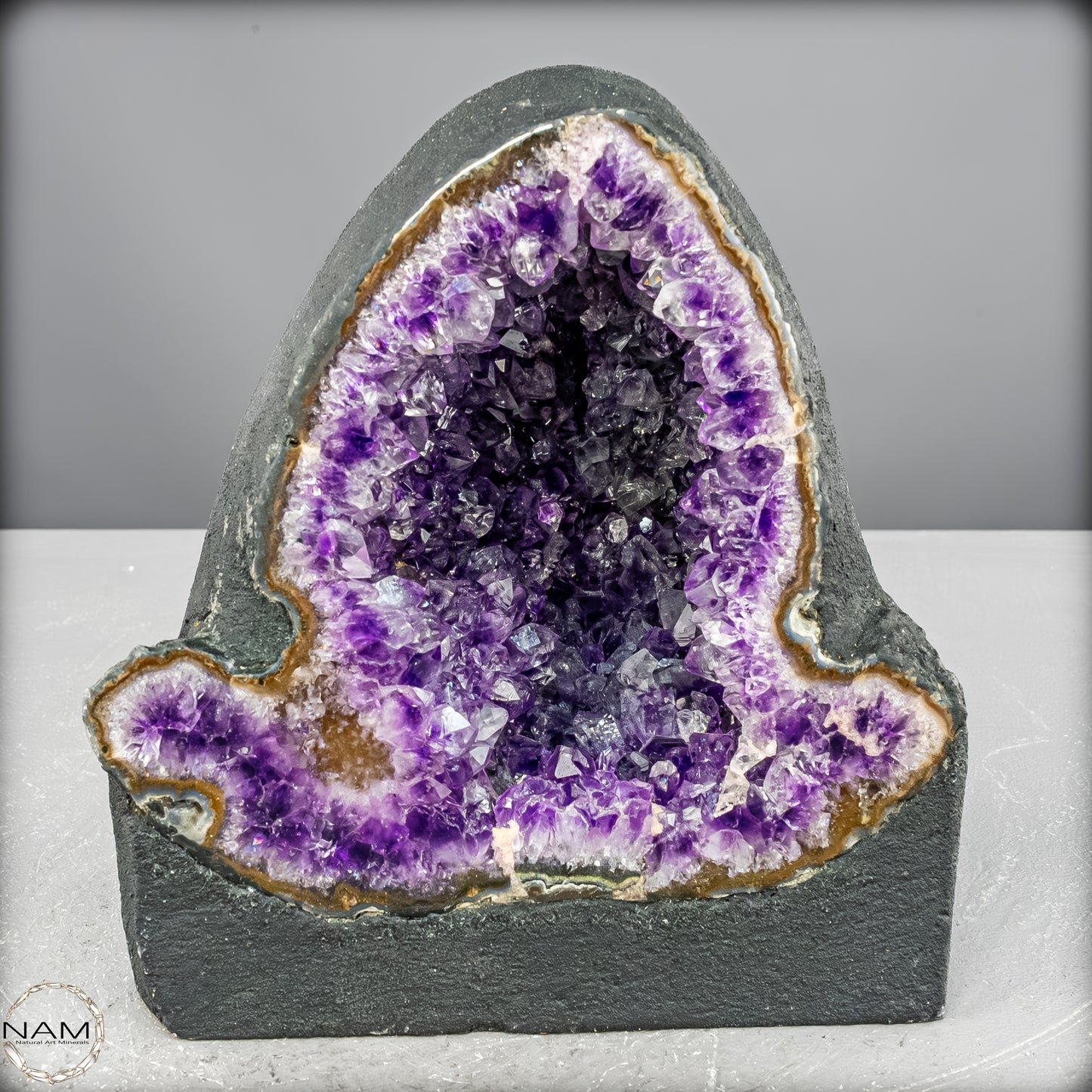 Natürliche Amethyst-Kristall Druse - 3586,22 g