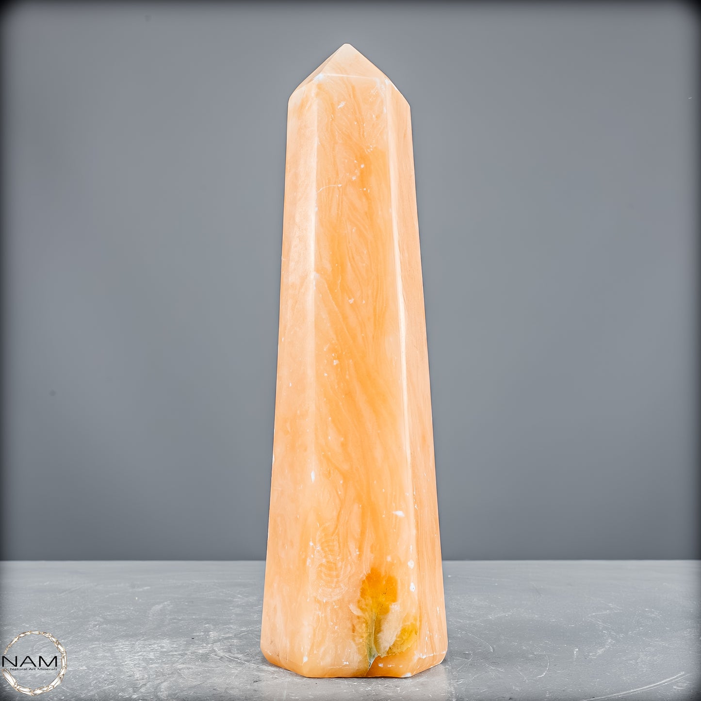 Natürlicher Orangencalcit Kristall-Obelisk - 894,77 g