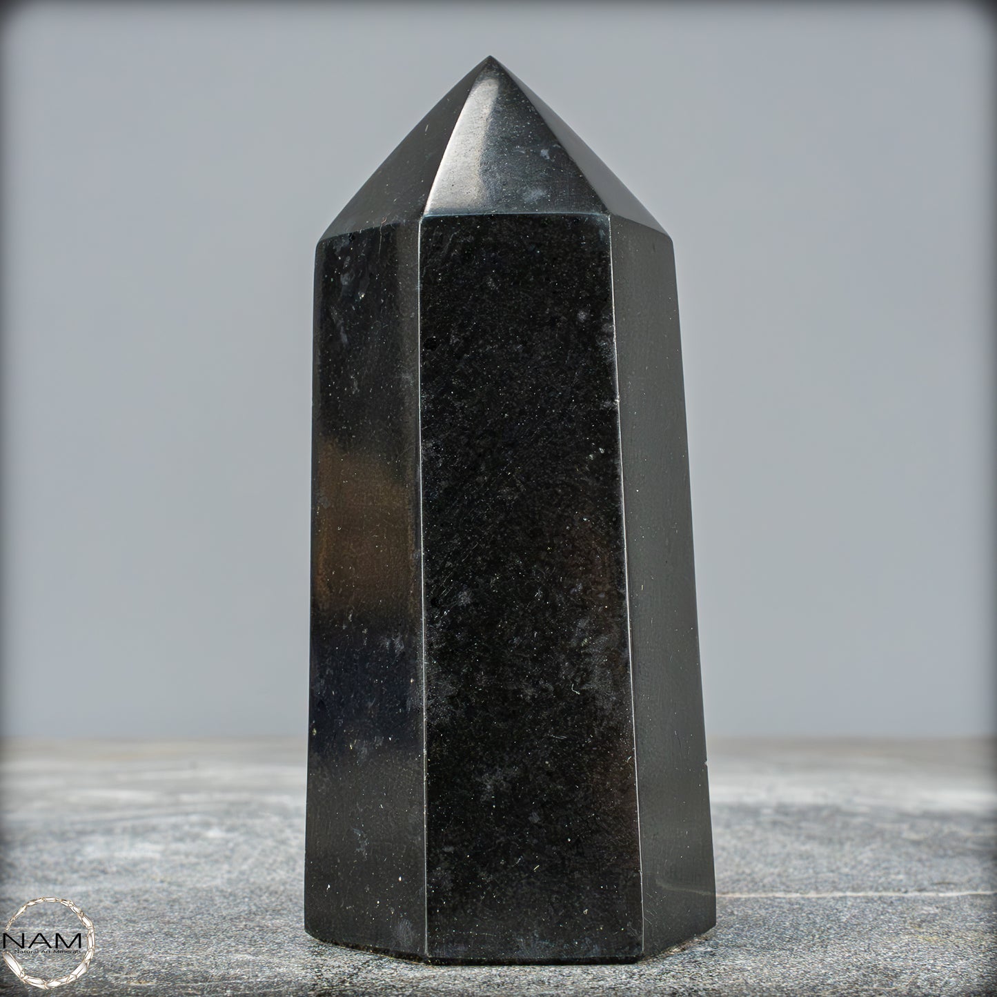 Natürlicher Tourmalin Kristall-Obelisk aus Brasilien - 549,07g