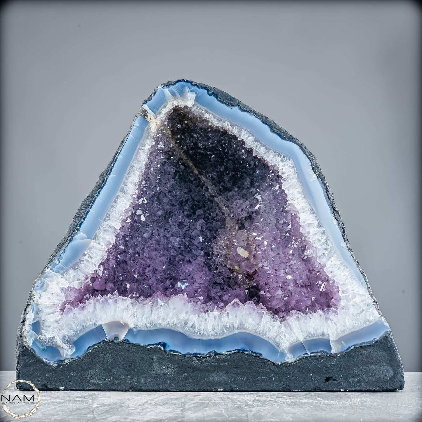 Natürliche Intensive Amethyst-Achat-Kristall Kathedrale/Druse - 25481,71g