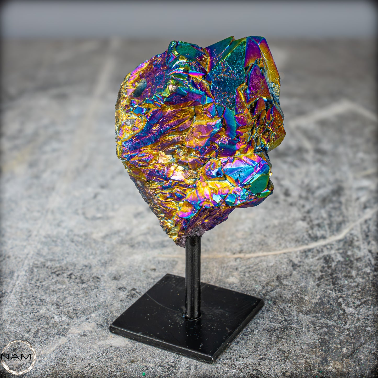 Kristall-Aura-Amethyst auf Ständer – 272,48g