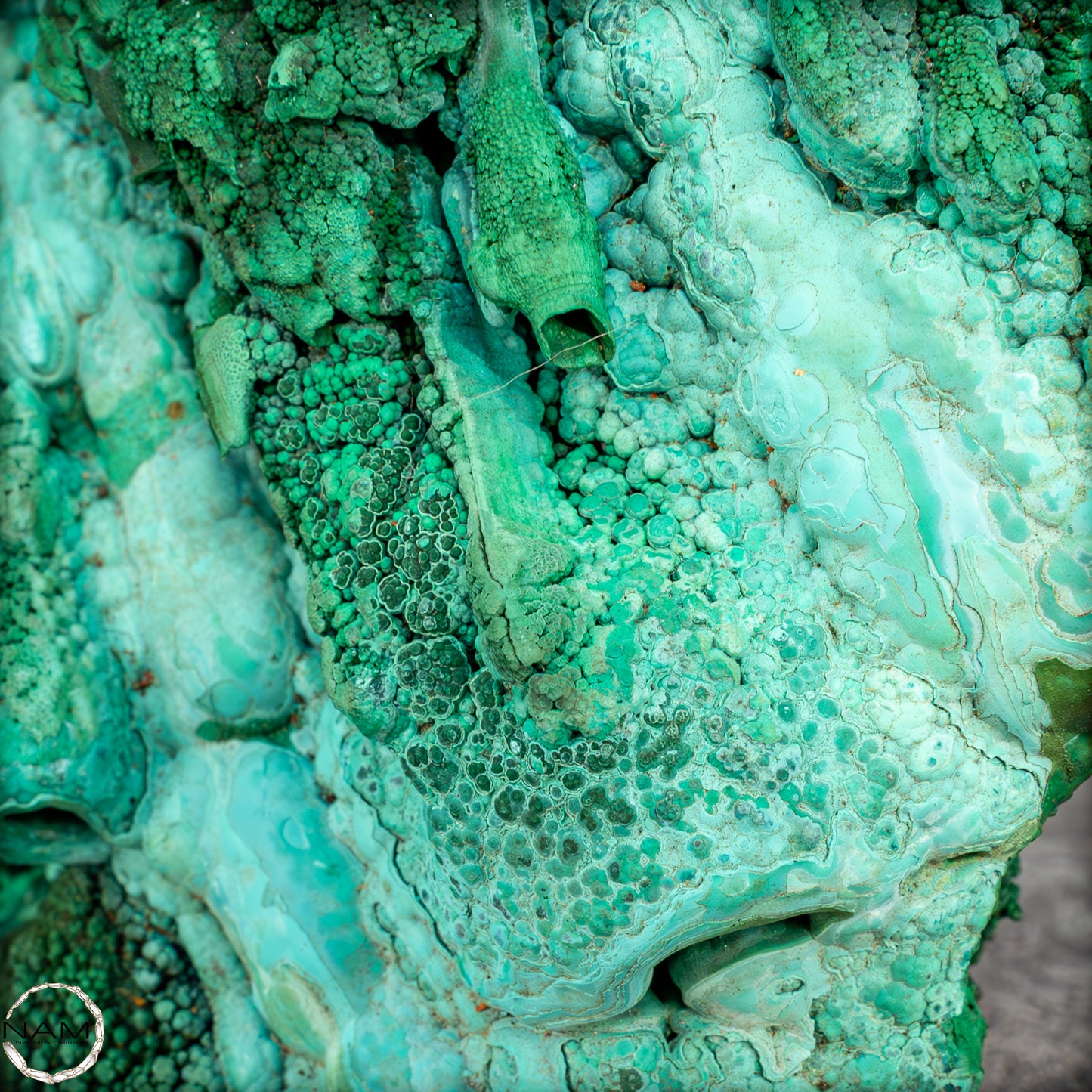 Natürliche Malachit und Chrysocolla Skulptur- 1085,71g
