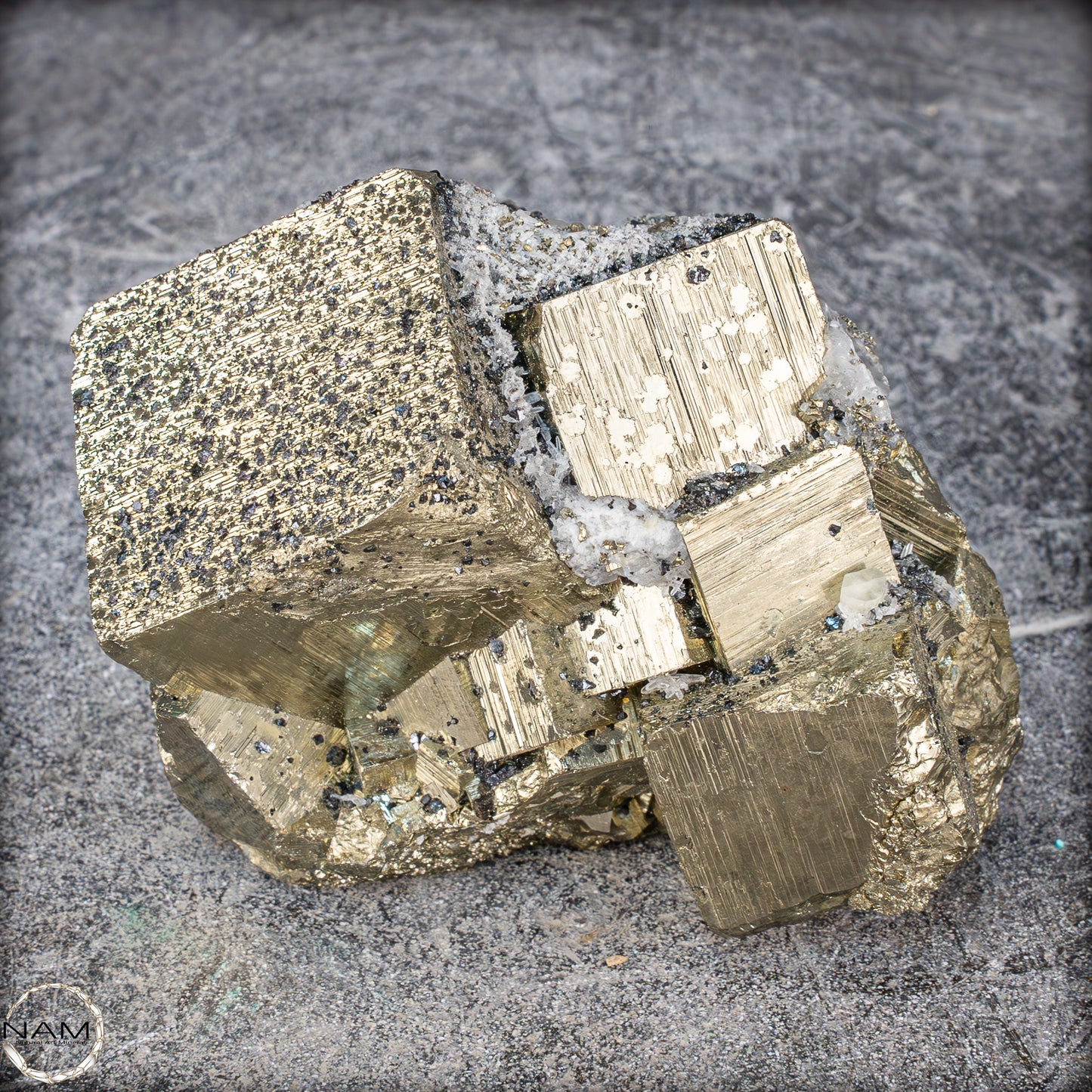 Natürliche Pyrit, Quarz und Galena Kristallcluster - 1231,93g