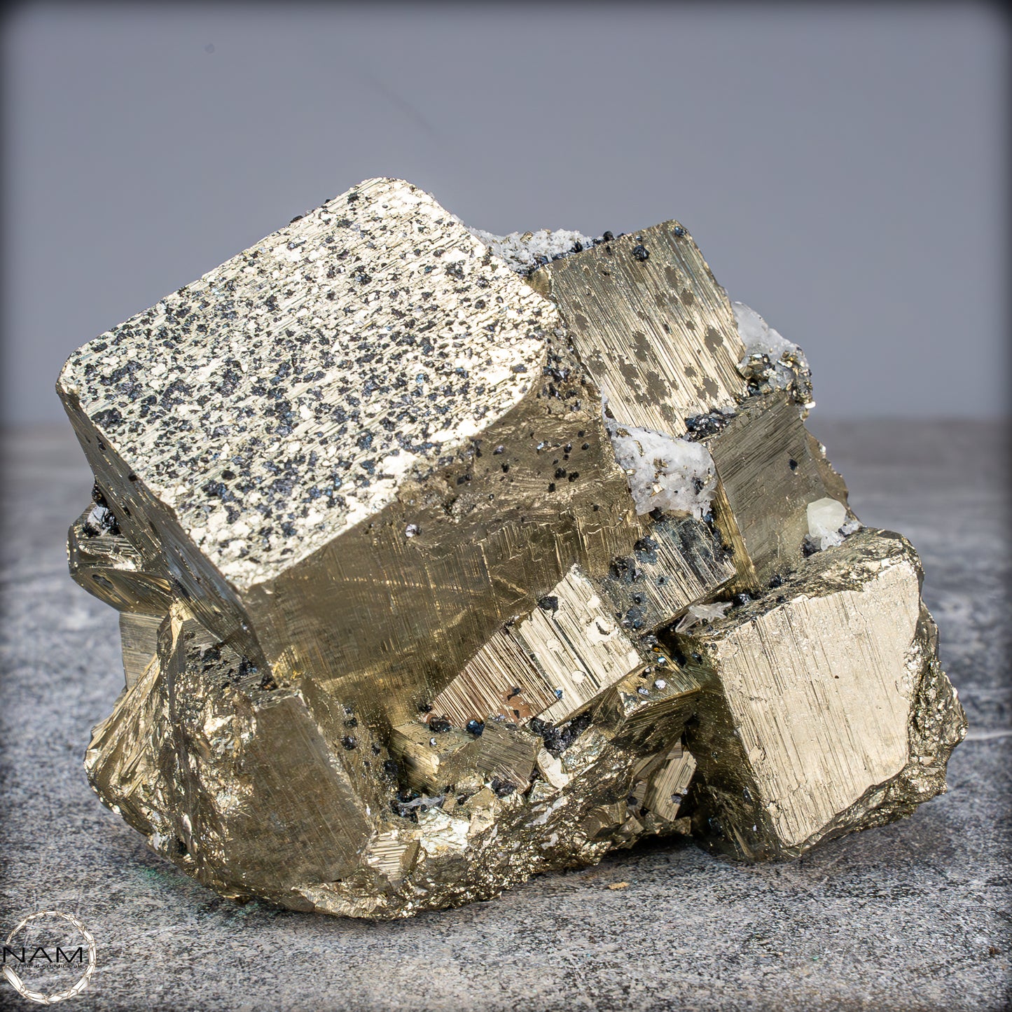 Natürliche Pyrit, Quarz und Galena Kristallcluster - 1231,93g