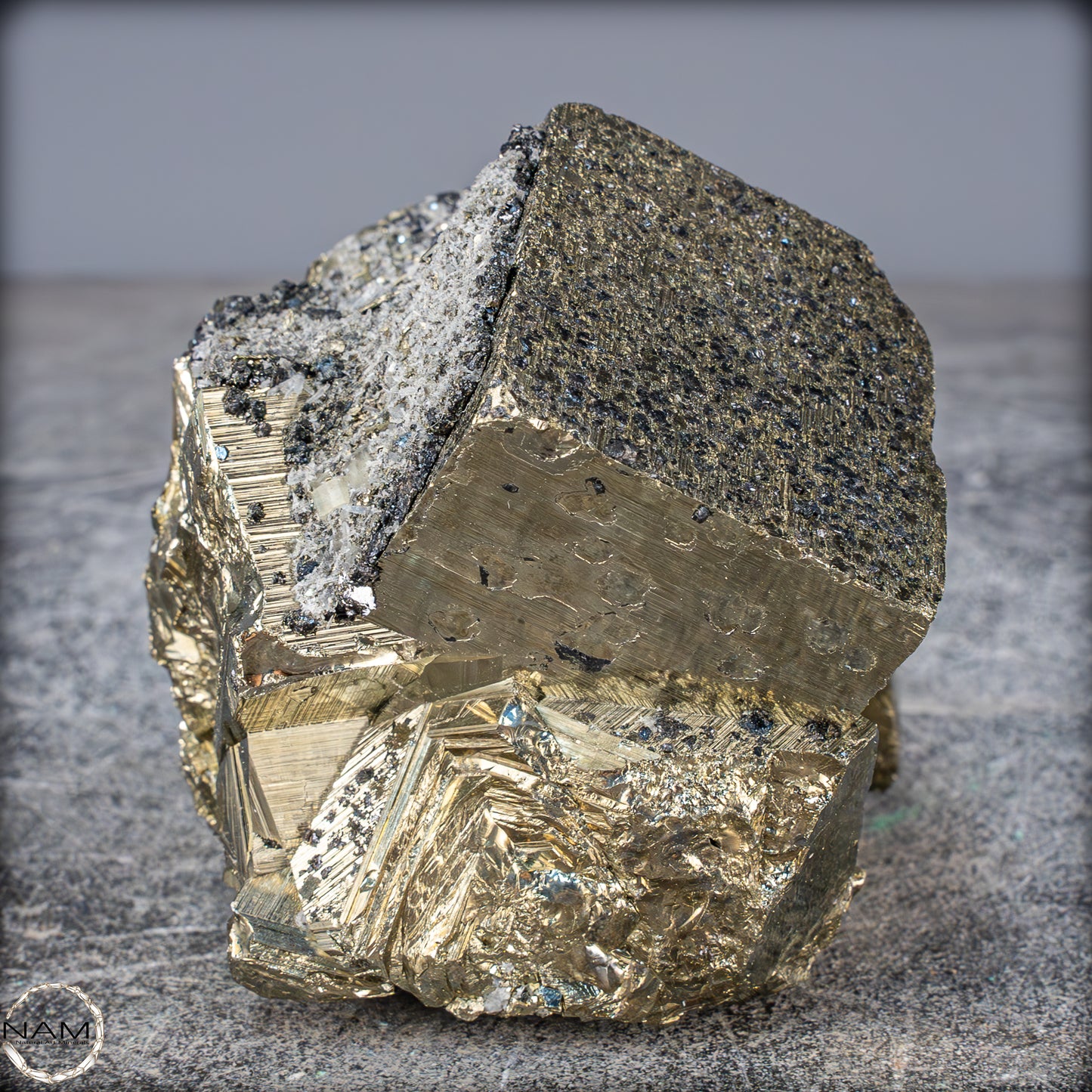 Natürliche Pyrit, Quarz und Galena Kristallcluster - 1231,93g