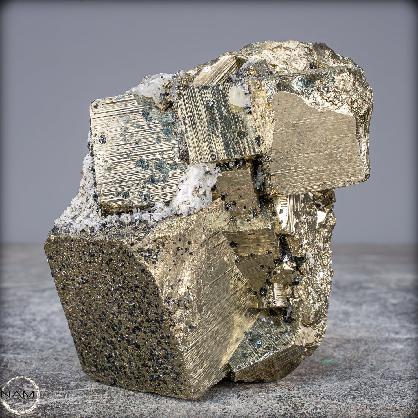 Natürliche Pyrit, Quarz und Galena Kristallcluster - 1231,93g