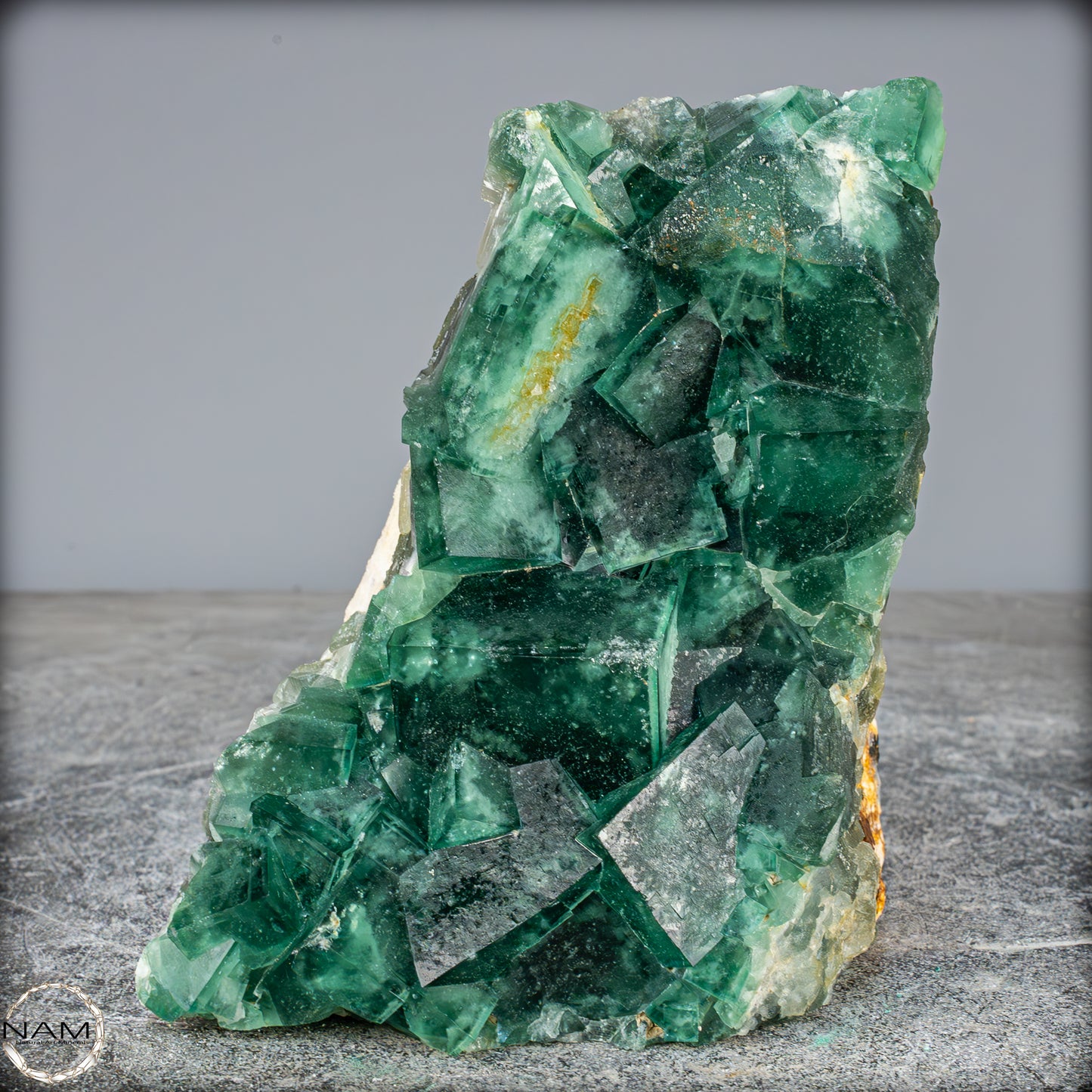 Natürliche Grüner Fluorit Kristalle auf Matrix - 1657,81g