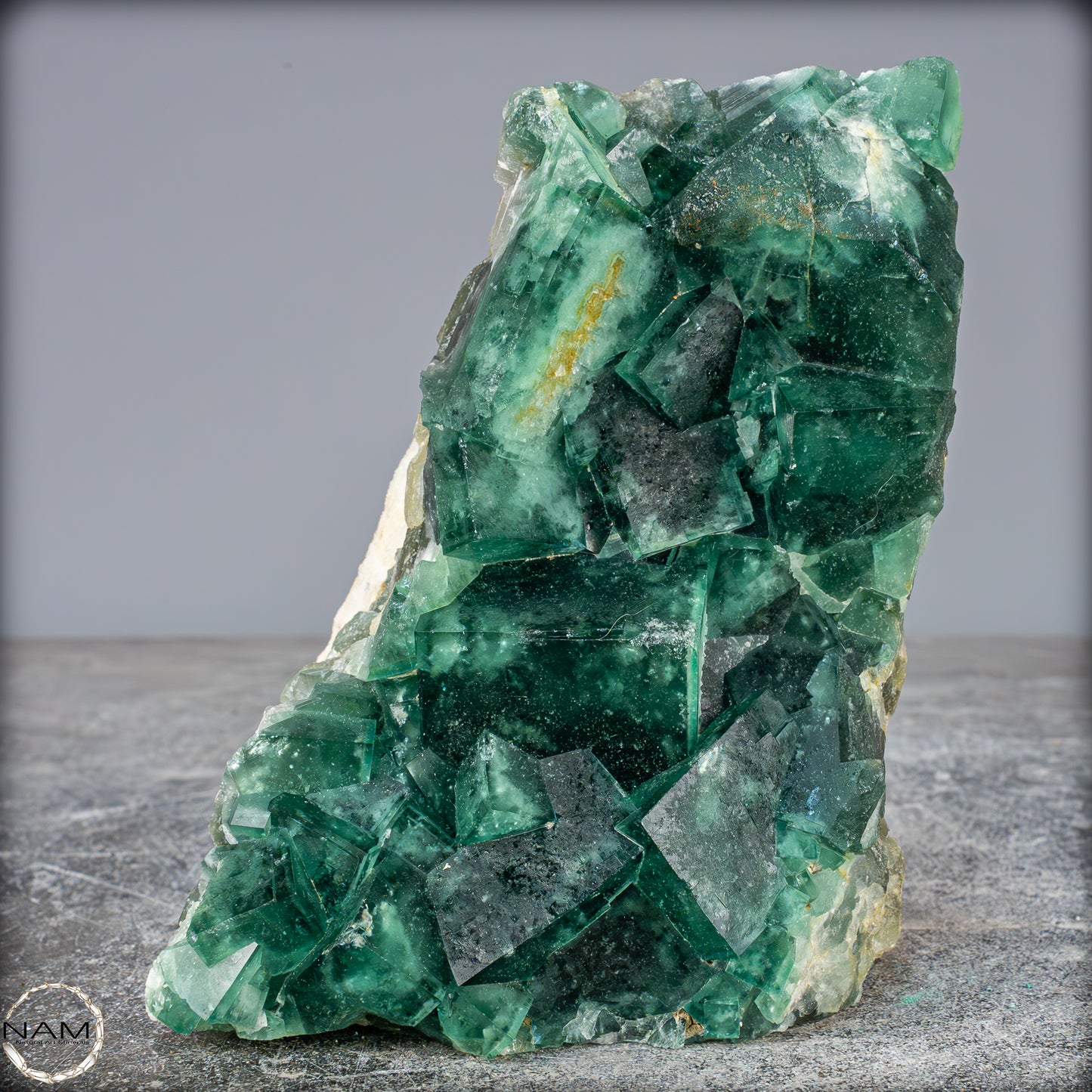 Natürliche Grüner Fluorit Kristalle auf Matrix - 1657,81g