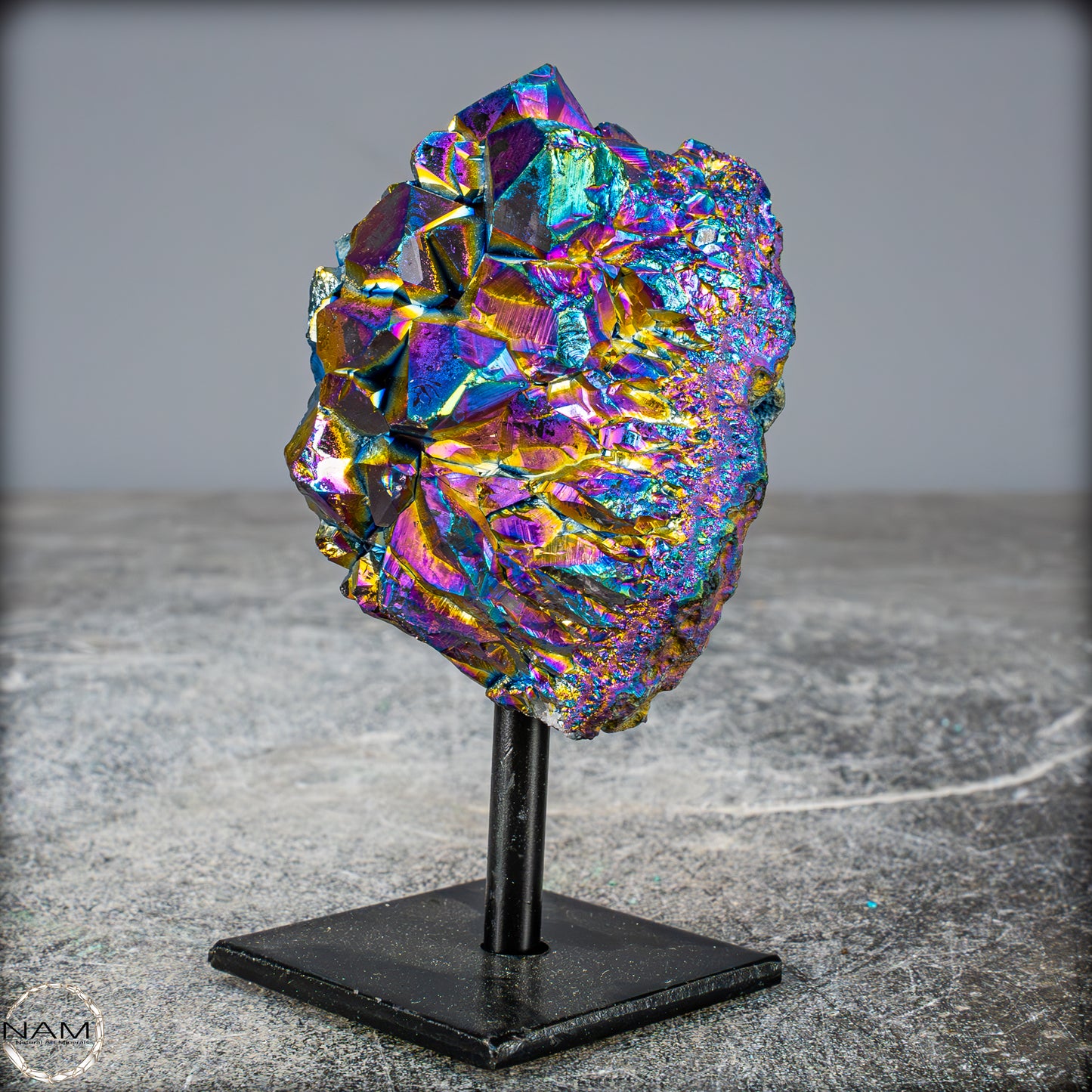 Kristall-Aura-Amethyst auf Ständer – 253,81g