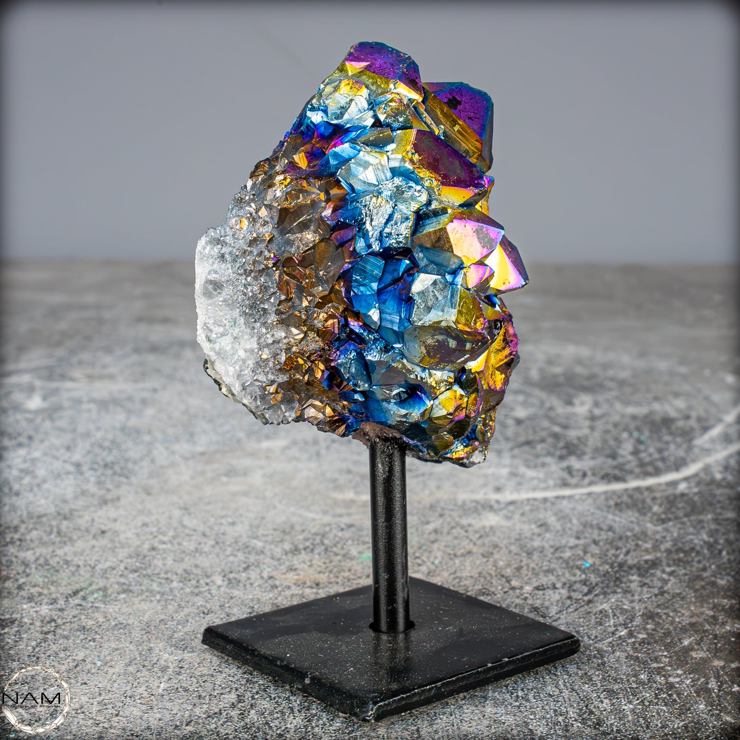 Kristall-Aura-Amethyst auf Ständer – 253,81g