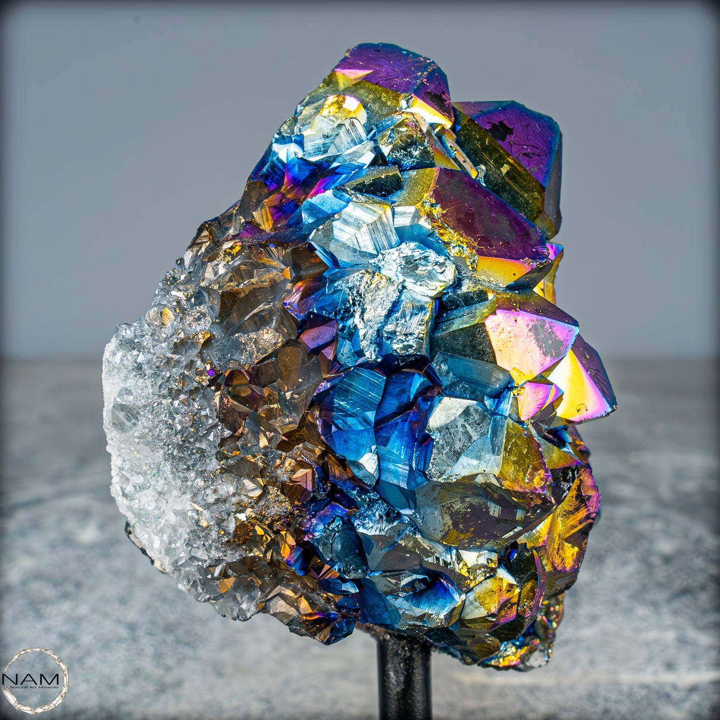 Kristall-Aura-Amethyst auf Ständer – 253,81g
