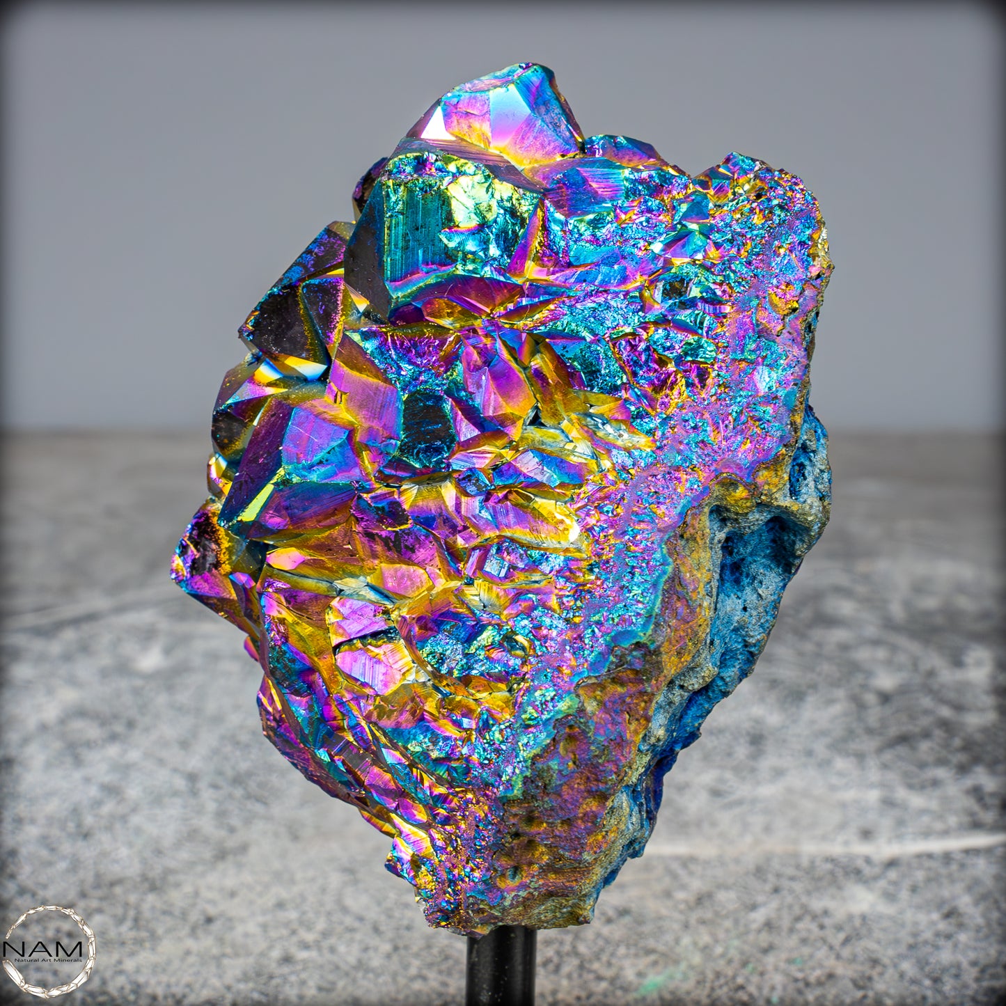 Kristall-Aura-Amethyst auf Ständer – 253,81g