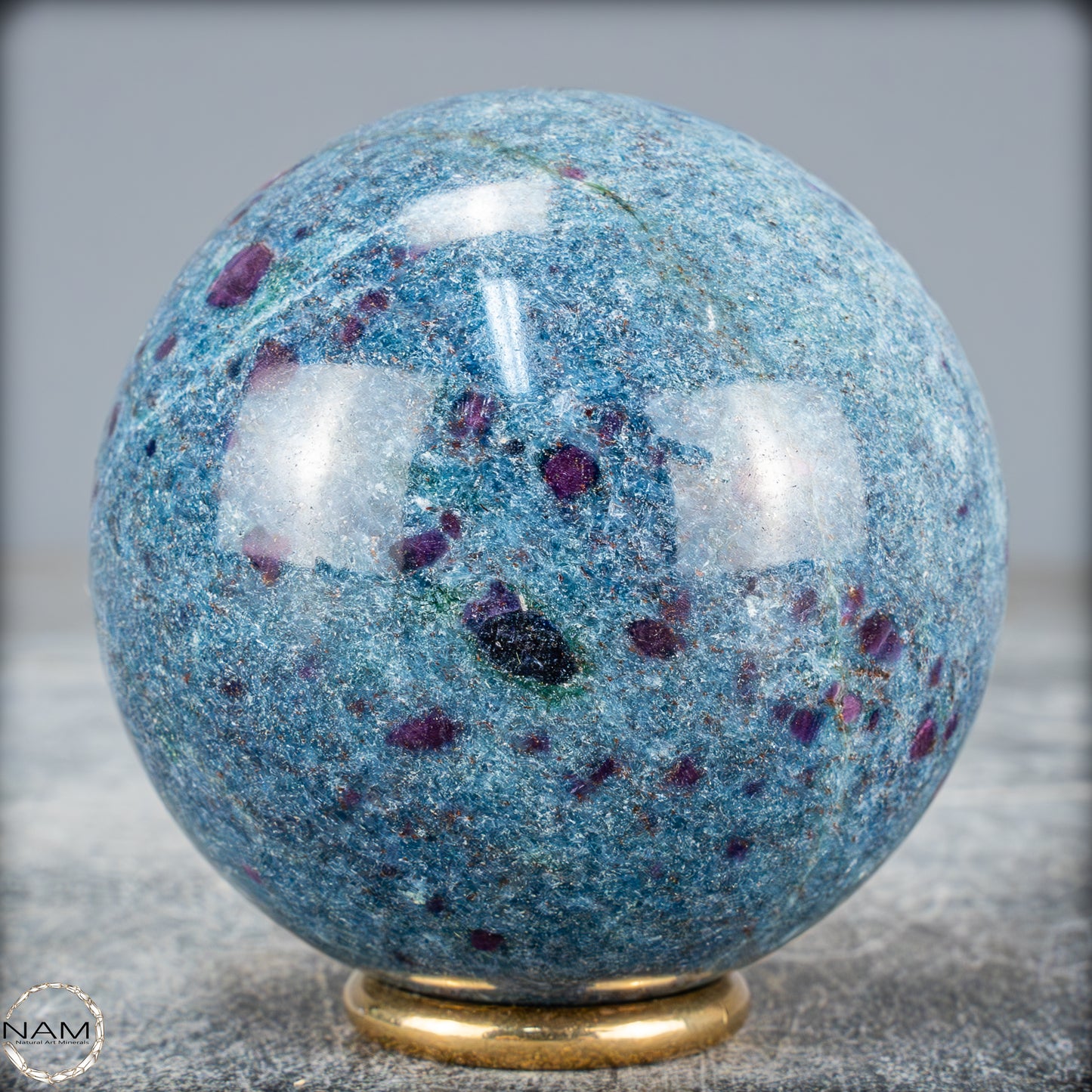 Natürliche Rubin in Fuchsit und Kyanit als Kugel - 447,38g - 62mm