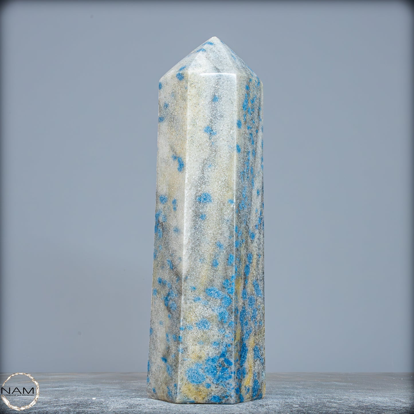 Natürlicher K2 Obelisk aus Madagaskar - 1184,75g