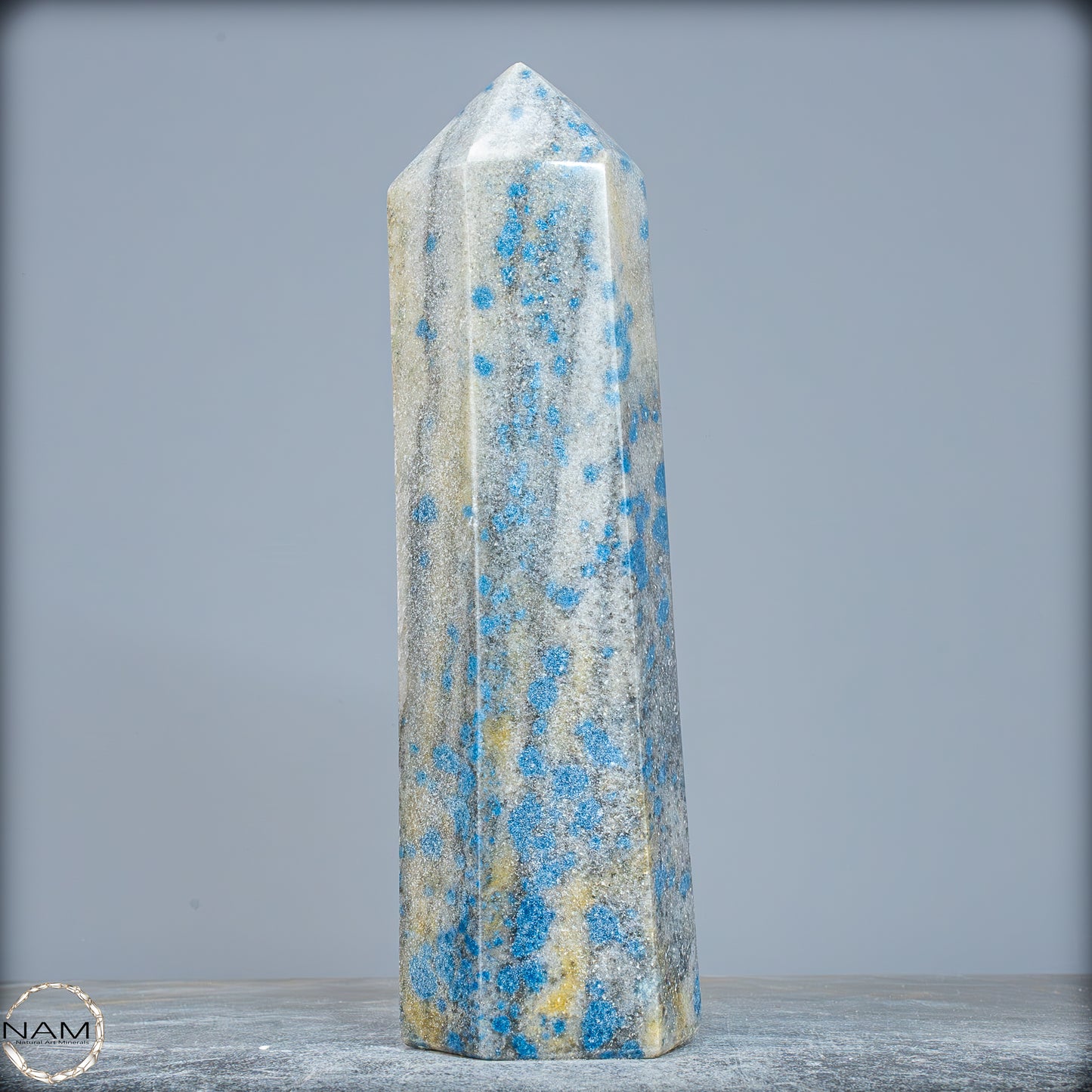 Natürlicher K2 Obelisk aus Madagaskar - 1184,75g