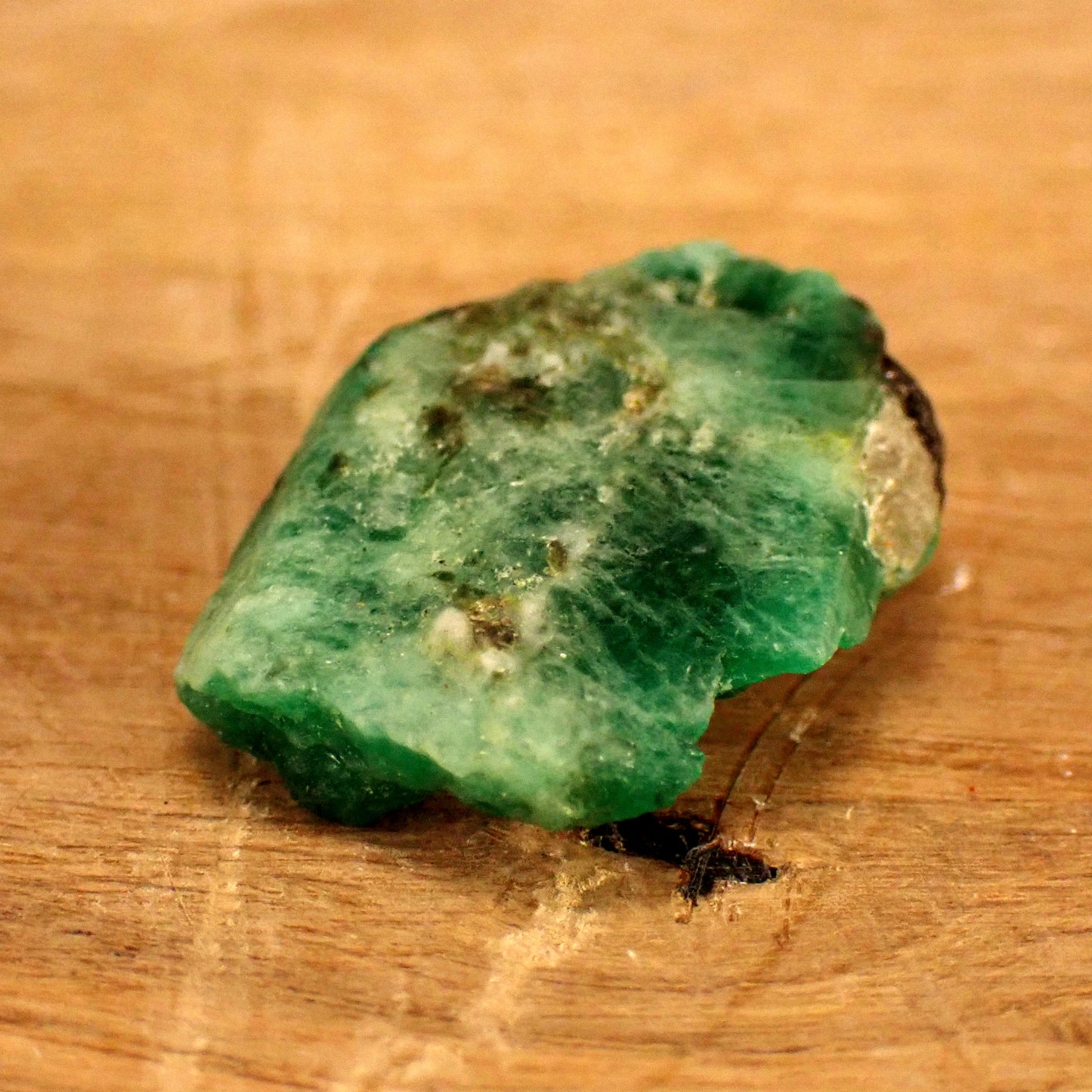Smaragdkristall aus Kolumbien, 38,25 ct - 7,65g - 29,9 x 22,8 x 9,6mm