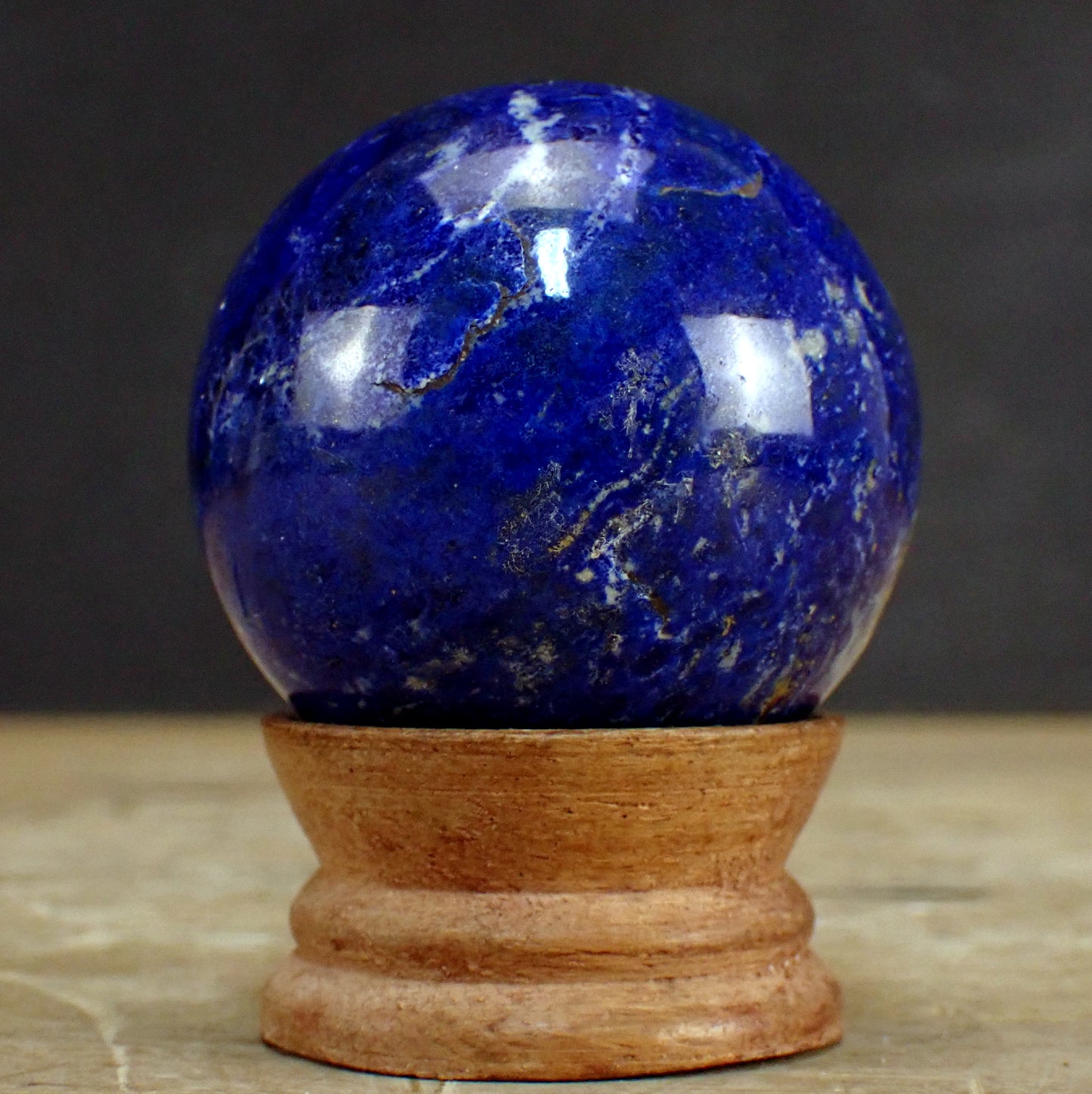Königsblaue Lapislazuli-Kugel AAA++ - 247,79g - 54mm