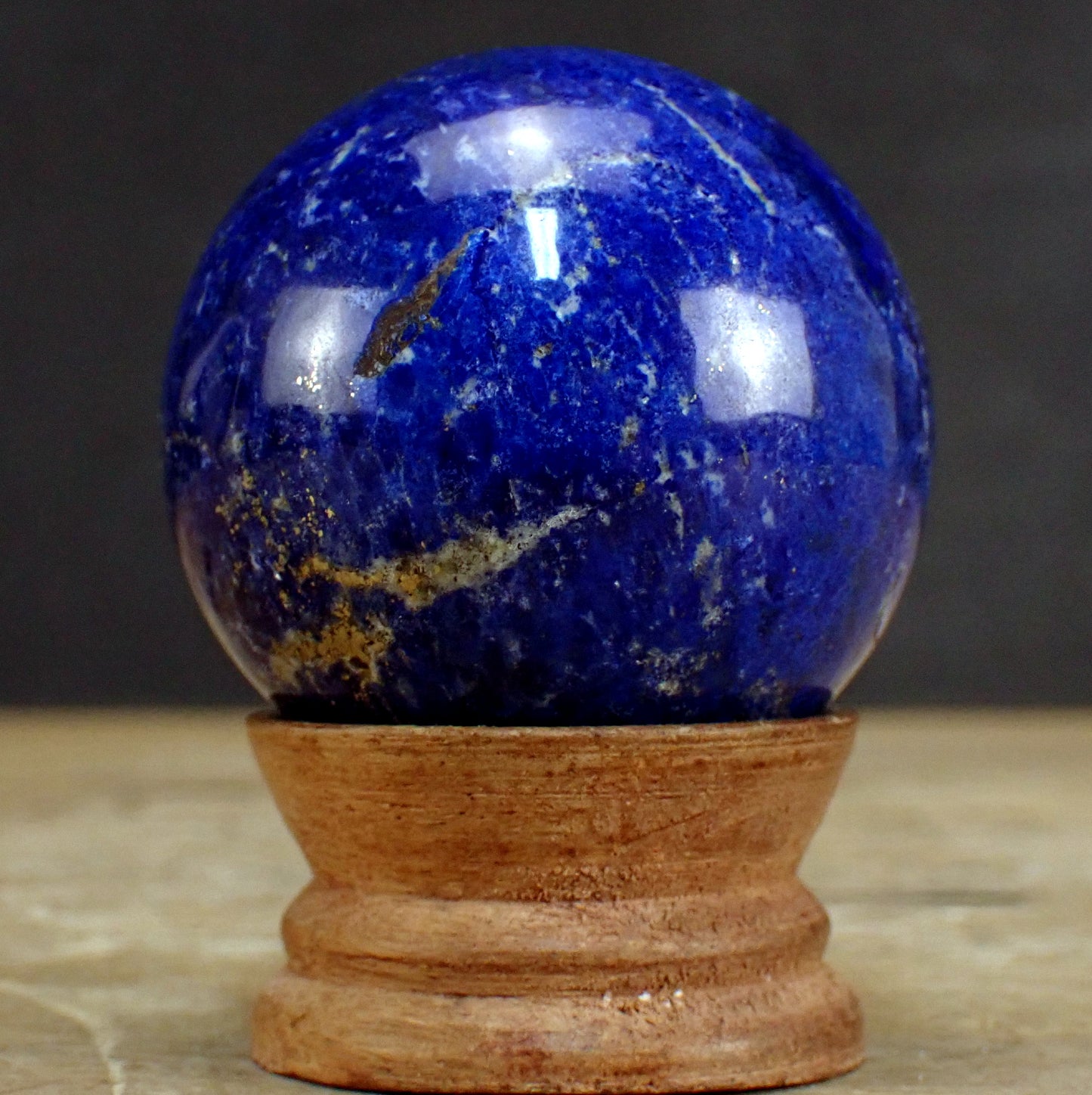 Königsblaue Lapislazuli-Kugel AAA++ - 247,79g - 54mm