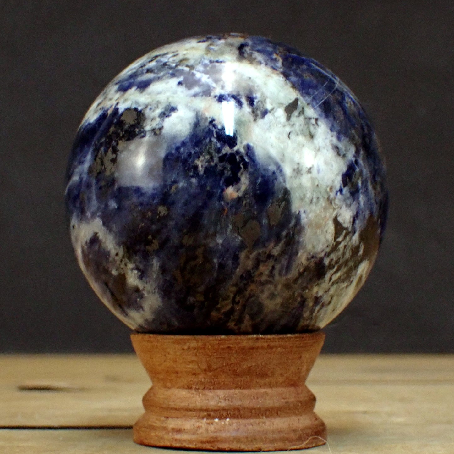 Sodalith Kugel – 485,51g – 71mm