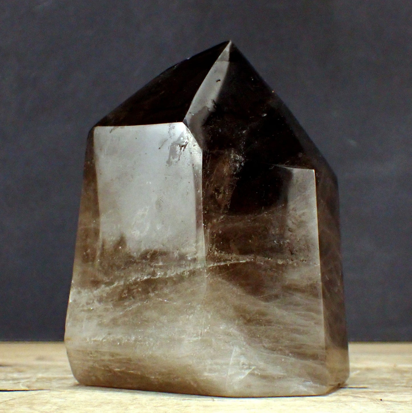 Rauchquarz Spitze aus Brasilien - 1643,49g - 135 x 110 x 92mm