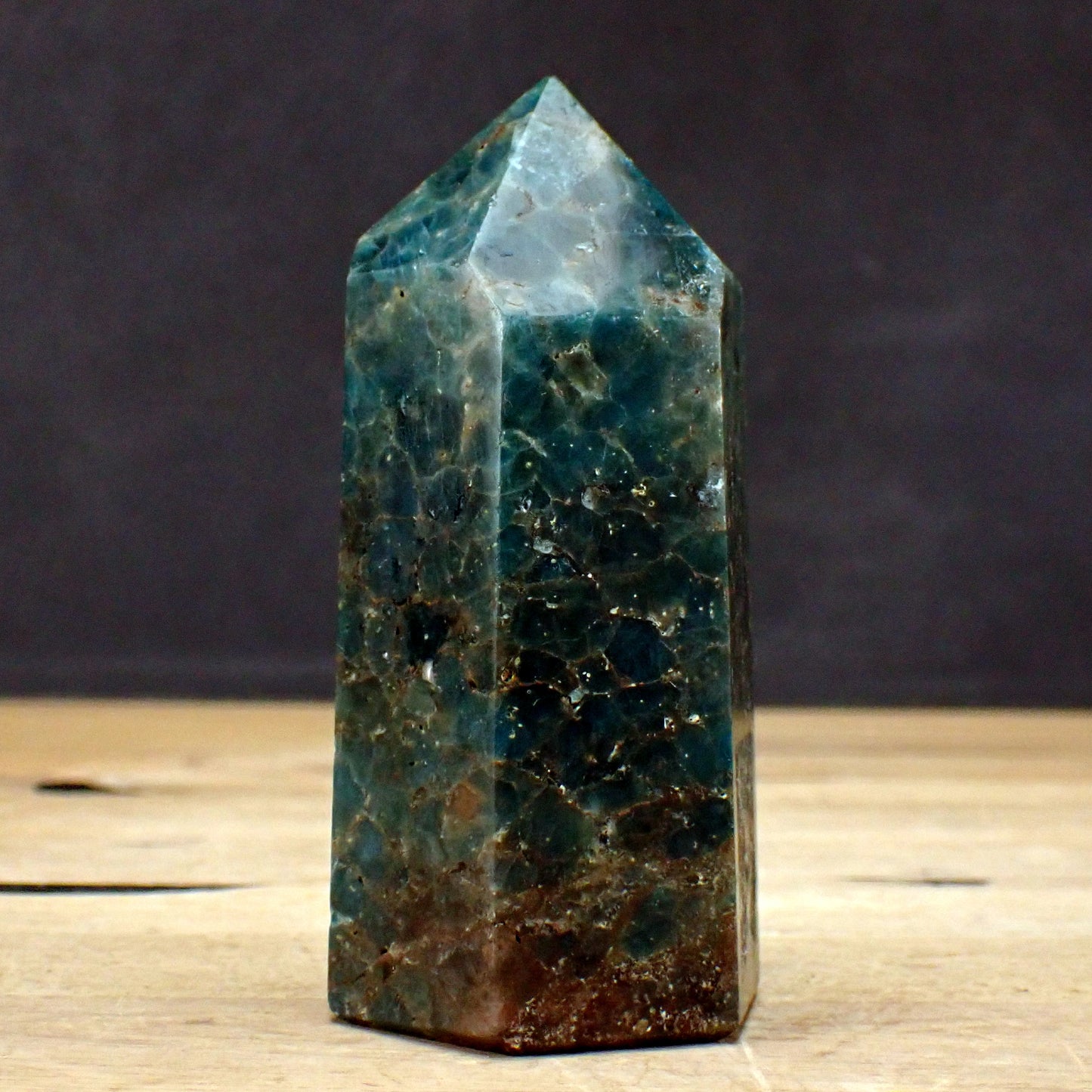 Blauer Apatit Obelisk - 511,19g - 115 x 55 x 50mm