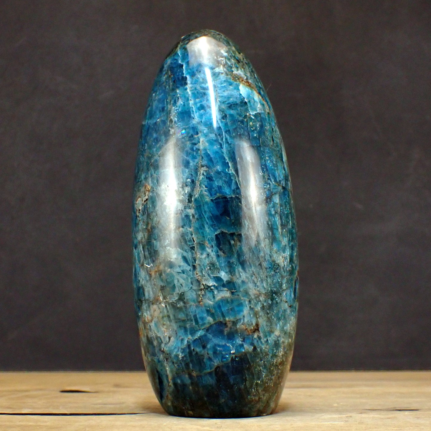 Blaue Apatit Freiform - 1755,33g - 182 x 78 x 75mm