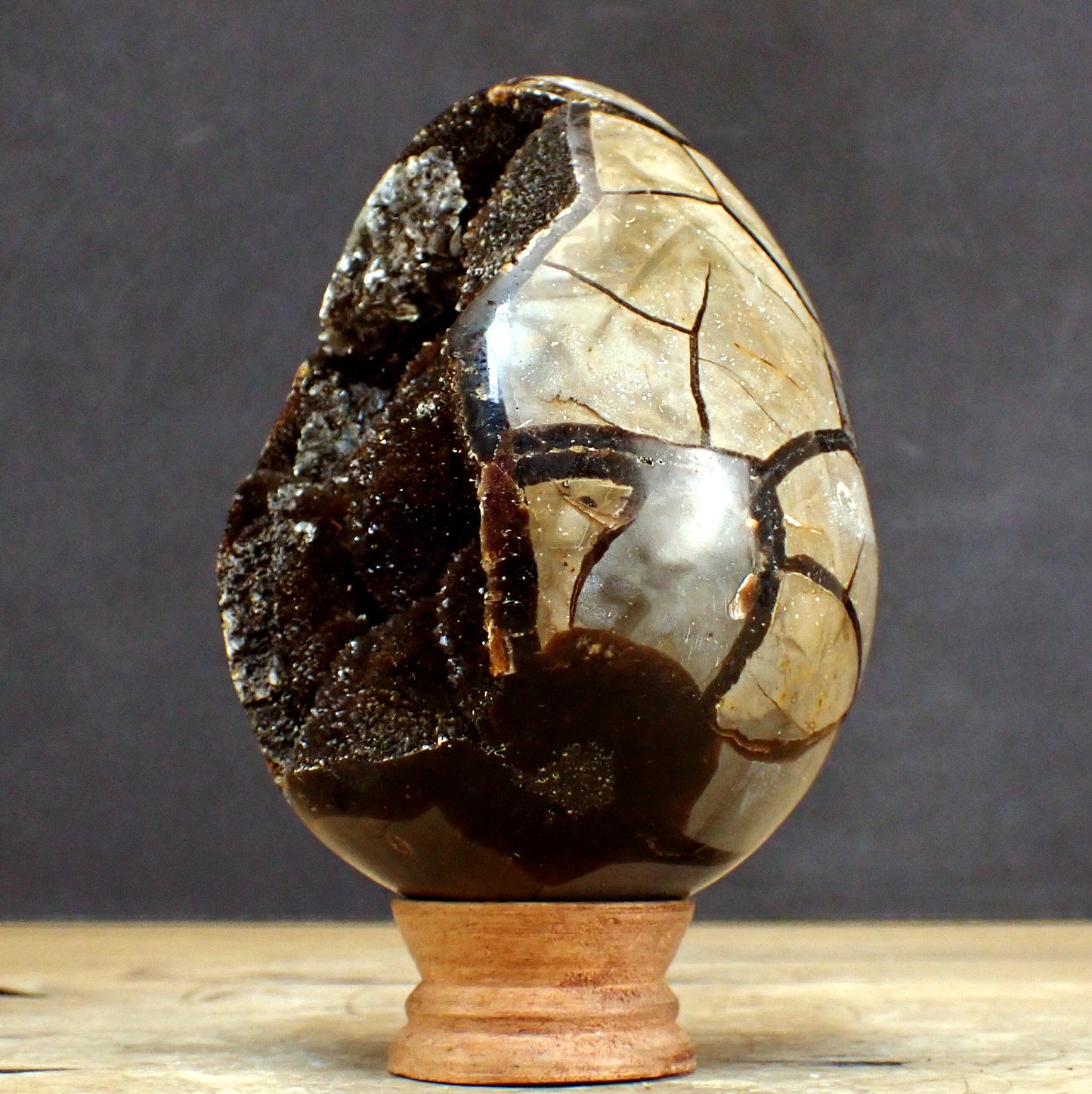 Septarien Druse Ei - 1361,58g - 135 x 97 x 90mm