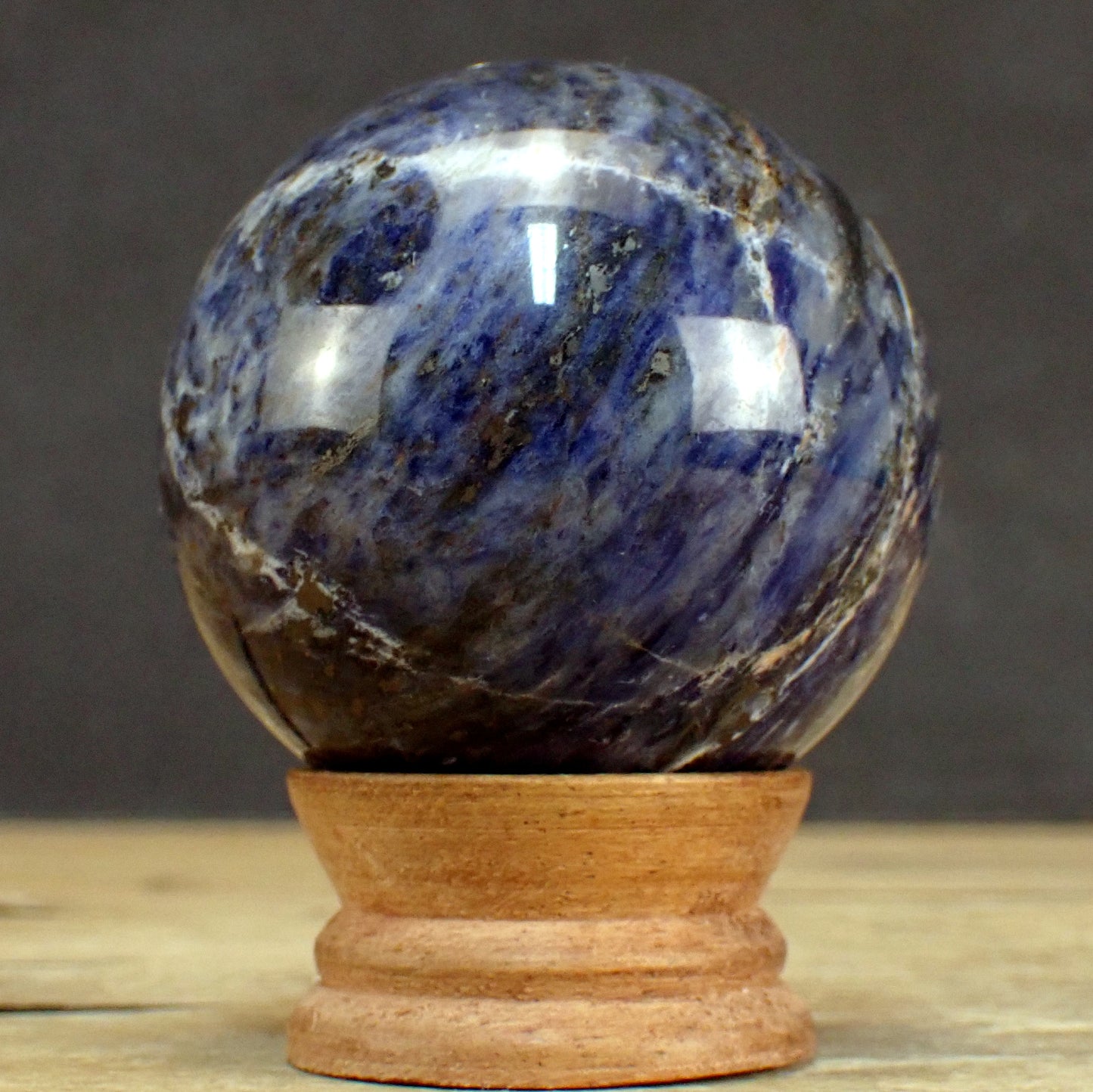 Sodalith Kugel – 373,51g – 65mm