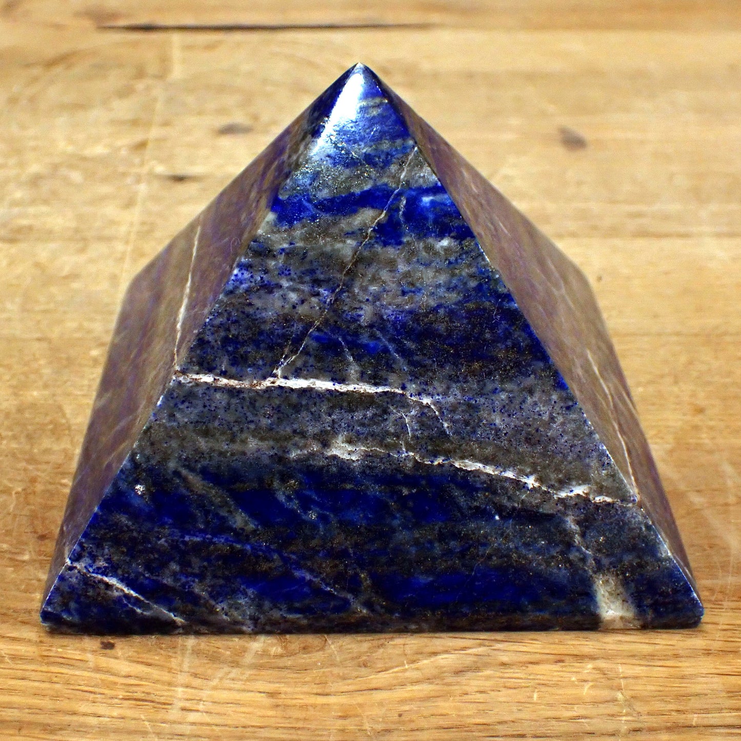 Lapislazuli Pyramide - 907,71g - 104x104x77mm